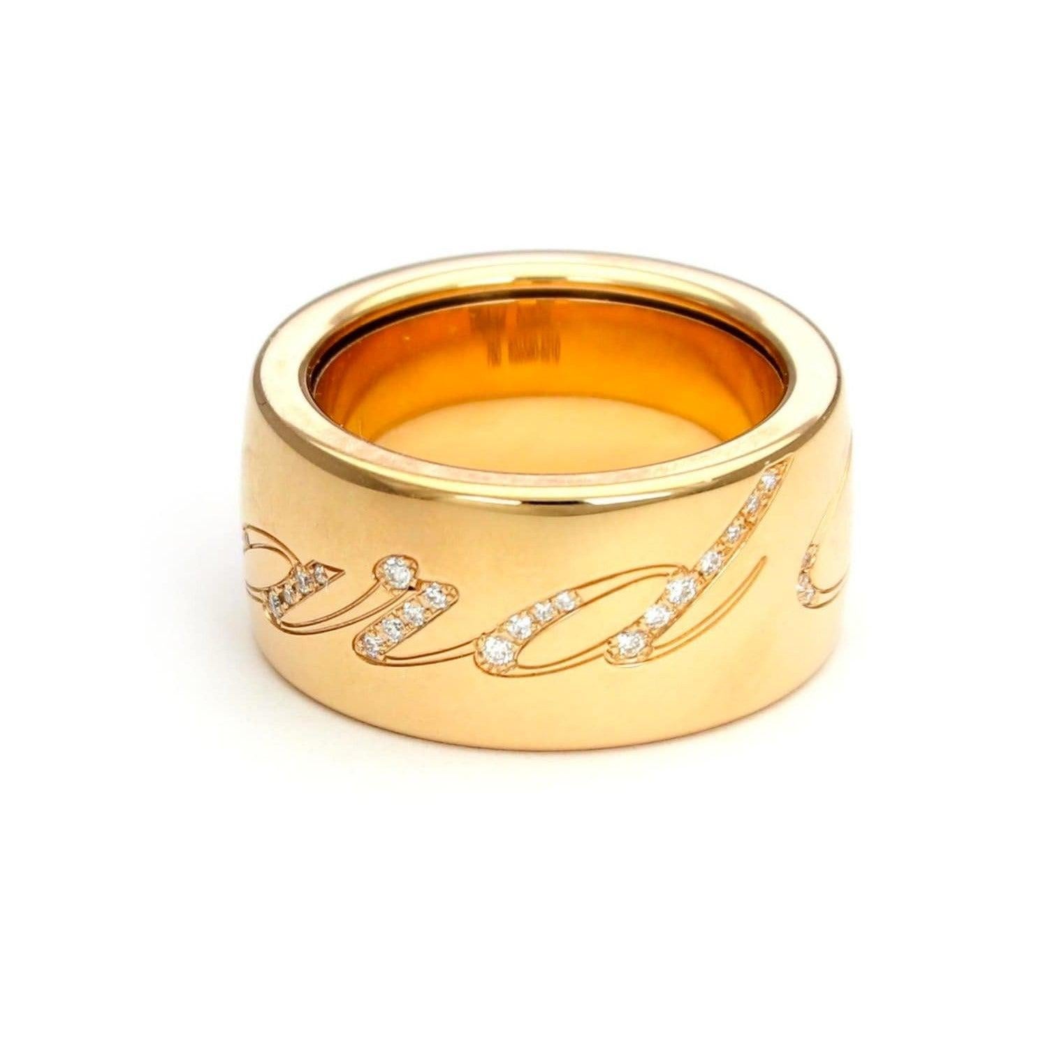 Bedingung:  Ausgezeichneter Condit, professionell gereinigt und poliert
Metall:  18k Gold (markiert und professionell getestet)
Gewicht:  17.8g
Größe:  6
Breite:  11mm
Diamanten:  Runde Brillant-Diamanten 0,28cttw
Farbe und Reinheit des Diamanten: 