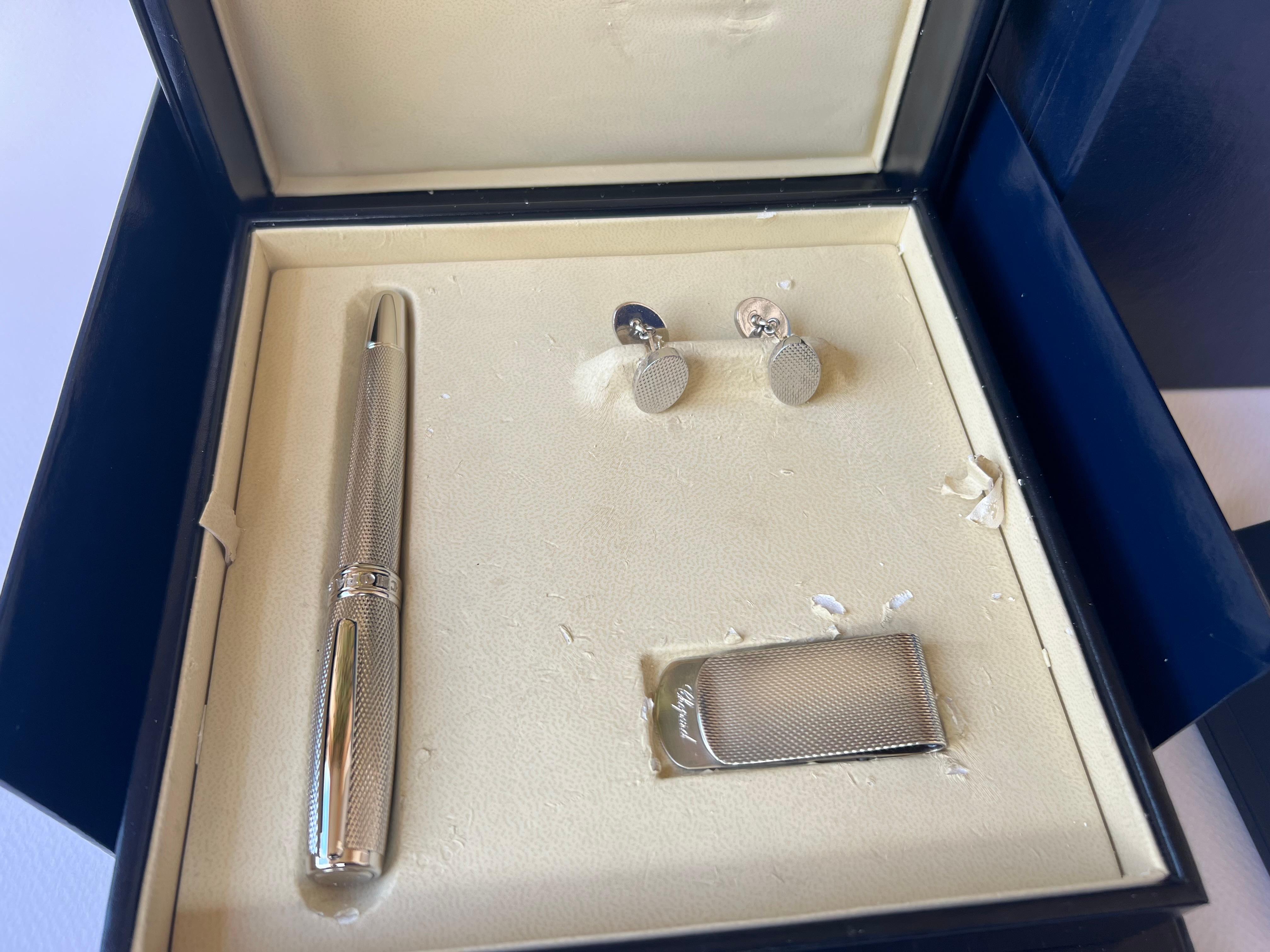 Chopard Sterling Silver Luxury Set Roller ball Cuff Links And money Clip  Set For Sale 1