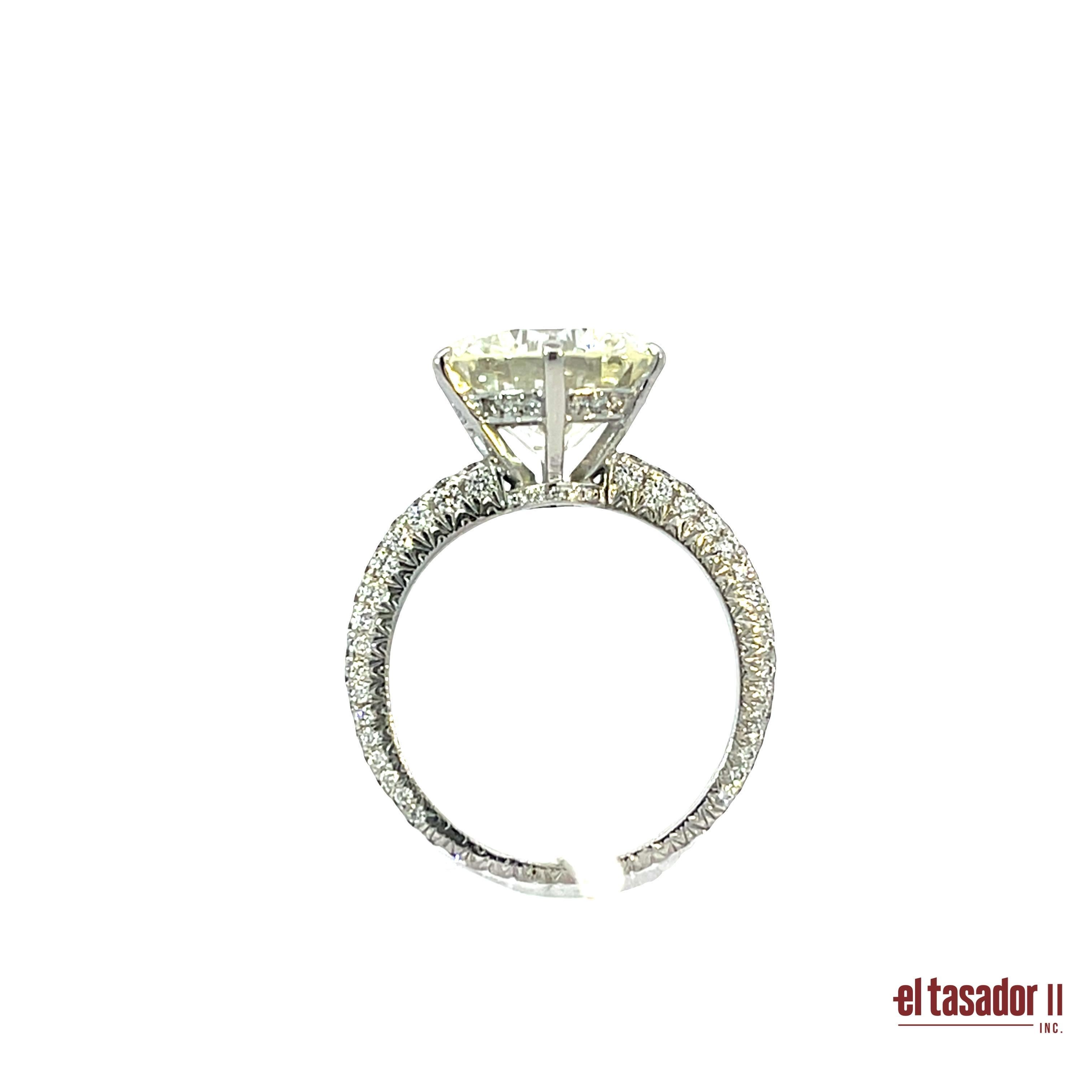 Platinring im Chopard-Stil mit 5,31 Karat Diamant im Brillantschliff und Pavé-Band Damen im Angebot