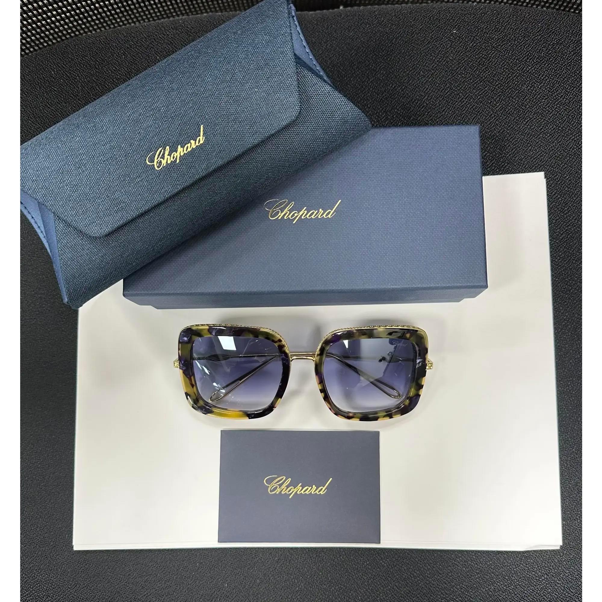 Women's or Men's Chopard Titanium Shiny Rose Gold Frame Gradient Blue Lens Sunglasses 95221-0452 For Sale