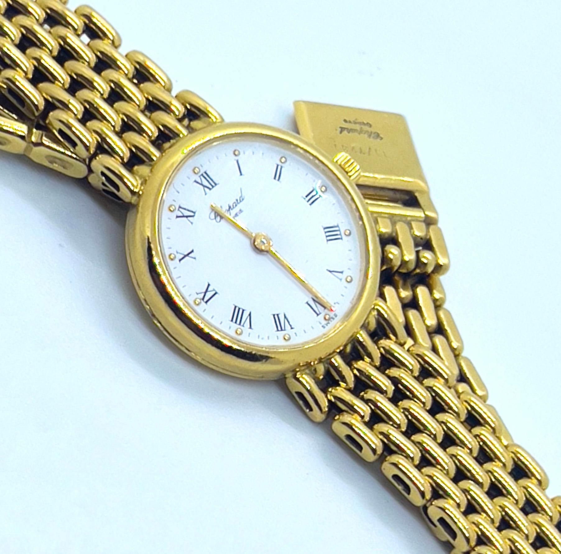 Timeless  classic from Chopard. Lady's watch in 18K yellow gold: reference number is 11/7281, CIRCA  1980. 
Serial  number: 453028 855
Total weight:44.5 grams
Total length: 18 cm