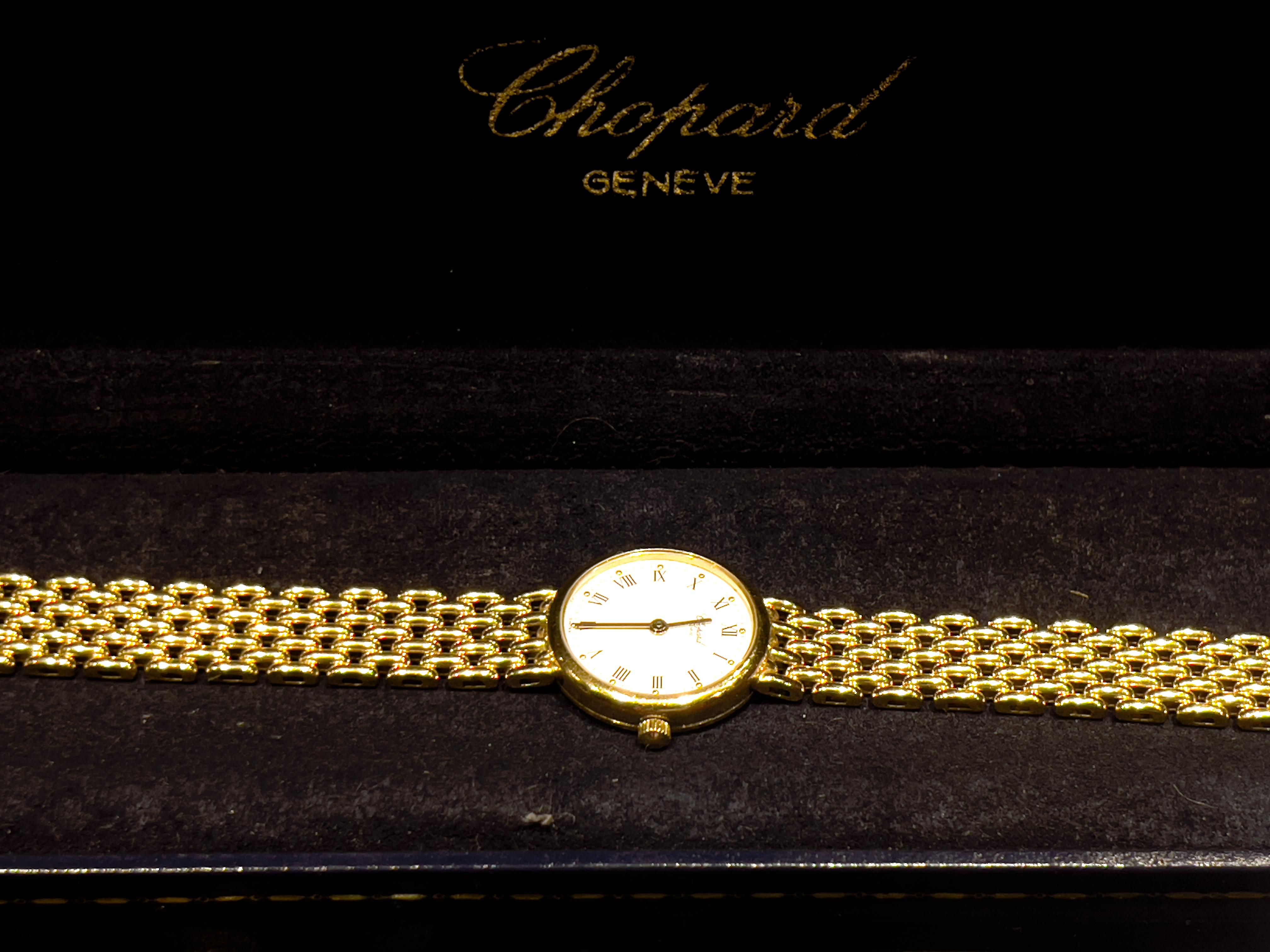 Art Deco Chopard Vintage Classic Lady Watch 18 Karat Yellow Gold