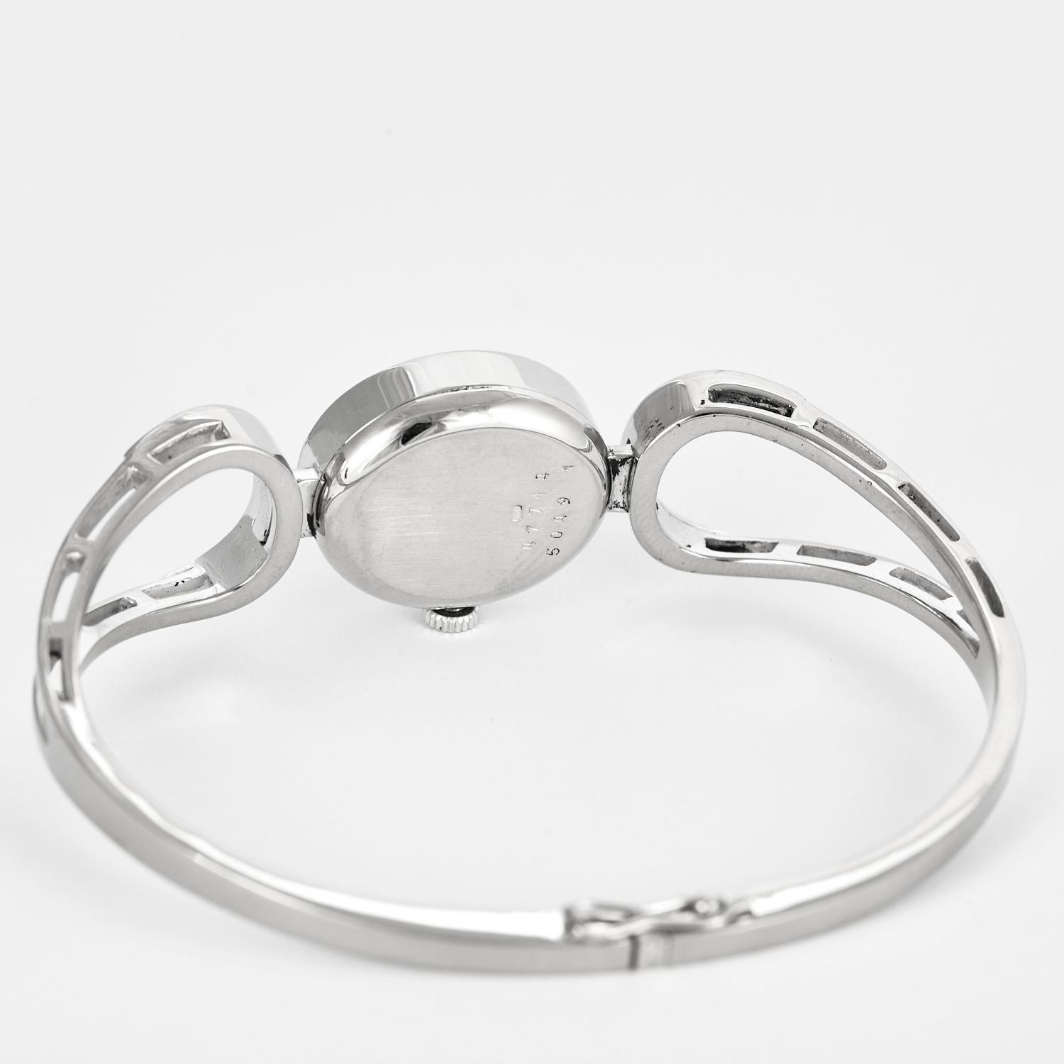 CHOPARD - Montre vintage en or blanc 18 carats, opale et diamants en vente 1