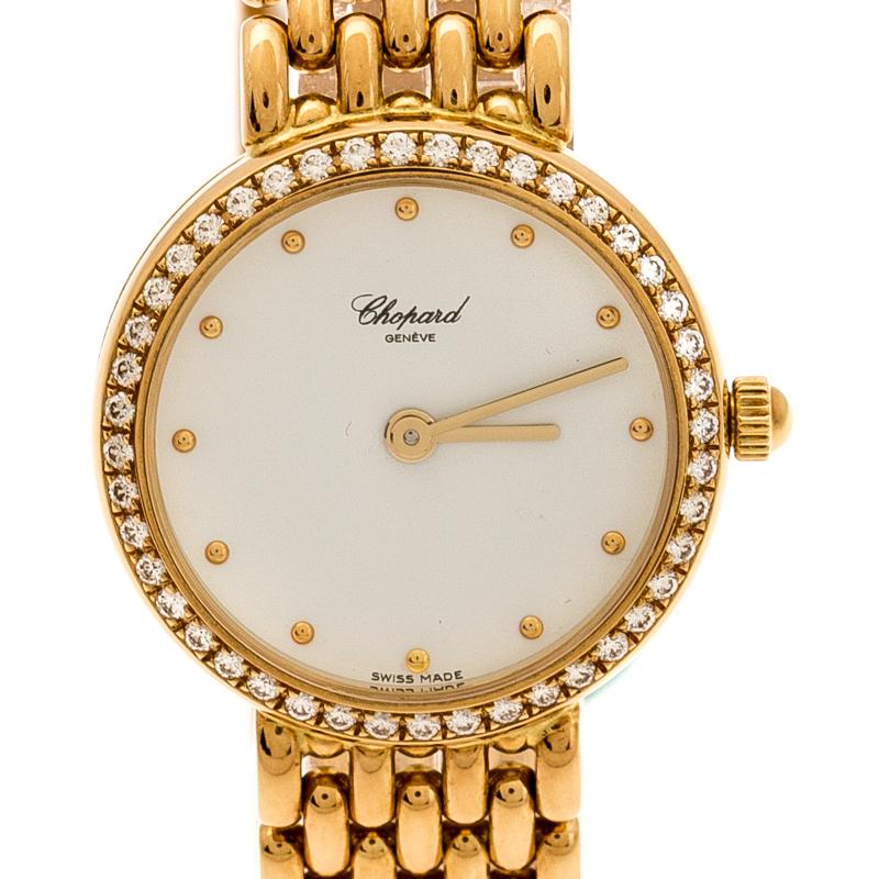 Chopard White 18K Yellow Gold Classic 105911001 Women's Wristwatch 32 mm In Good Condition In Dubai, Al Qouz 2
