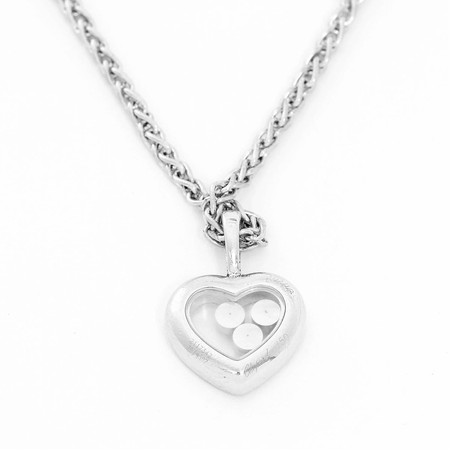 Chopard White Gold Floating Diamond Heart Necklace In Excellent Condition In Dallas, TX