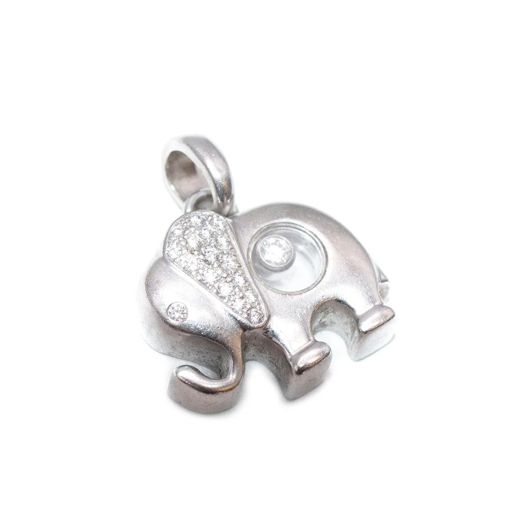 Chopard White 18k Gold Happy Diamond Elephant Pendant

-Stunning 18k white gold elephant pendant
-The stylised elephant glazed to reveal a floating brilliant-cut diamond
-Diamond-embellished elephant ear 
-Eye accented by a small circular-cut