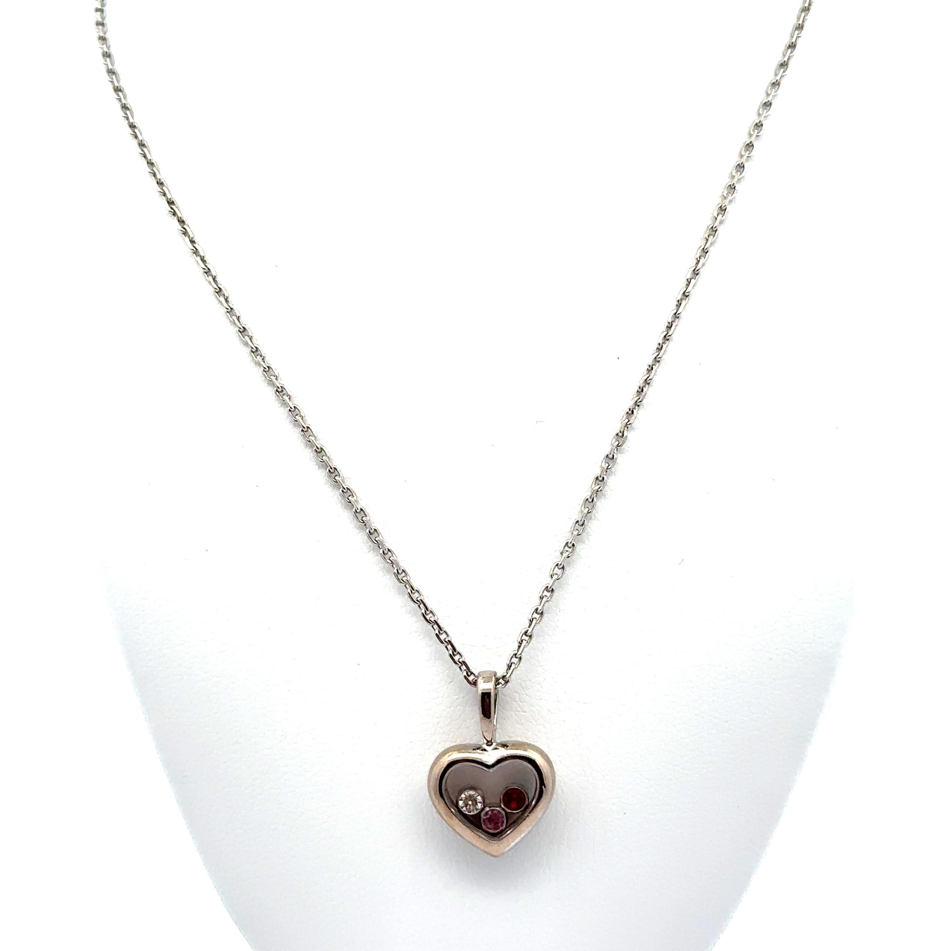Chopard Collana con ciondolo a cuore in oro bianco con diamante e rubino Happy Diamond Icon in vendita 6