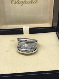 Chopard Yellow and Rose Gold Ruby Heart Cabochon Ring Model Number: 82/2058-9108