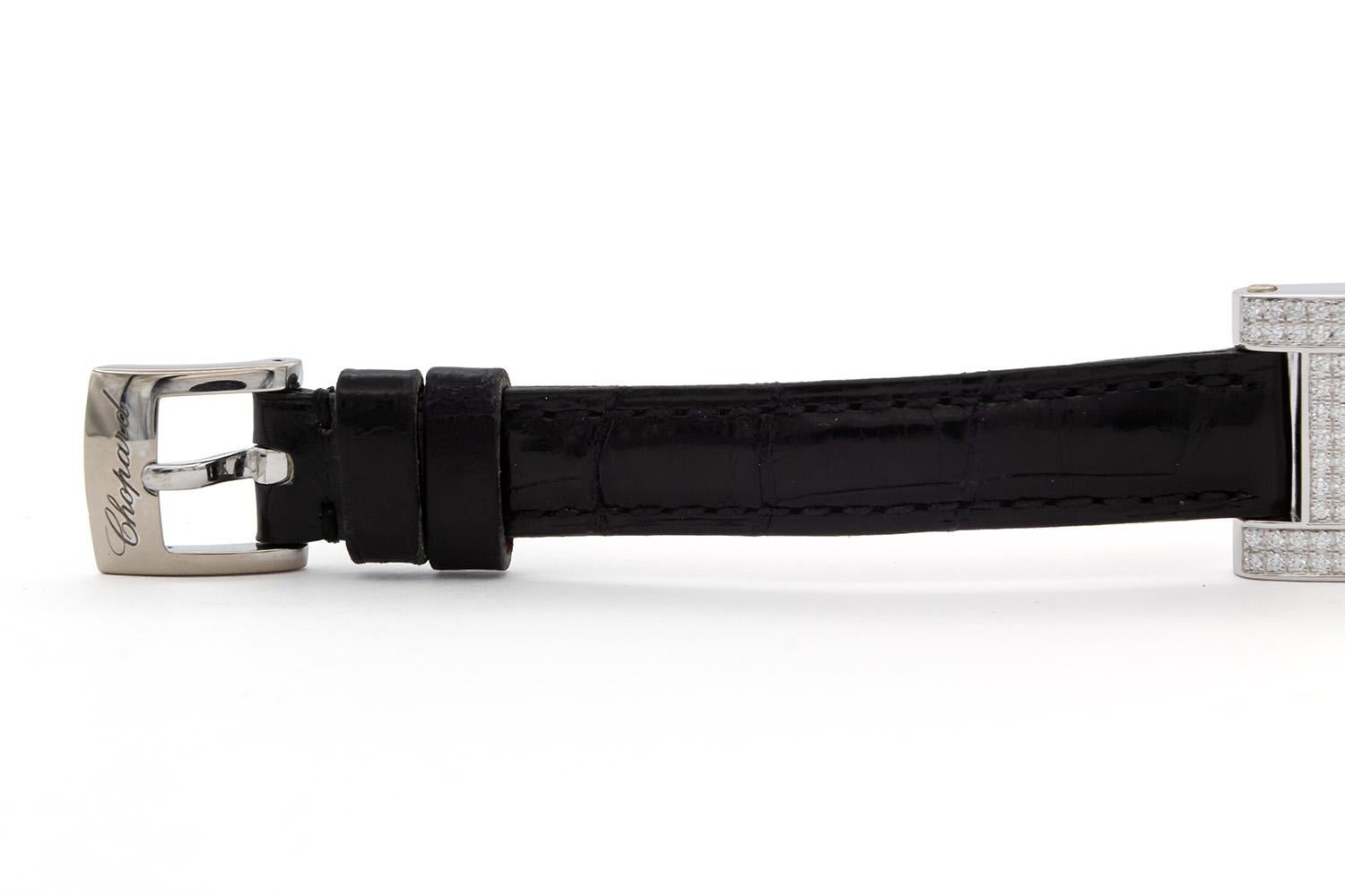 Chopard Your Hour Montre à quartz MOP en or blanc 18 carats avec diamants 13/6965-20 en vente 4