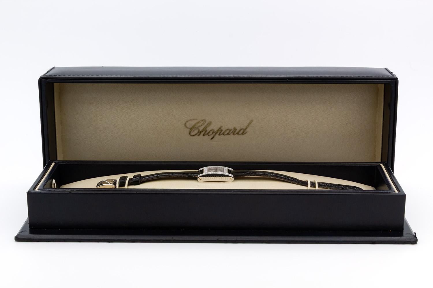 Chopard Your Hour Montre à quartz MOP en or blanc 18 carats avec diamants 13/6965-20 en vente 7