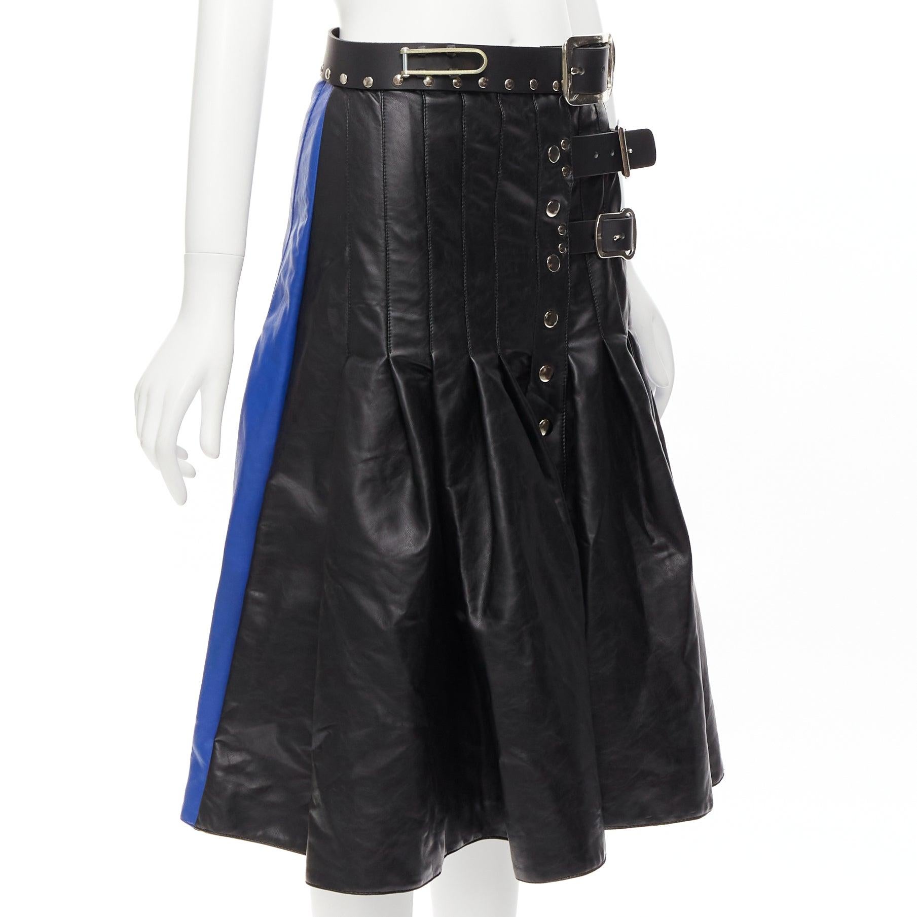Noir ChopOVA LOWENA 2020 Runway jupe gladiateur avec ceinture en cuir et boucles multiples, taille XS