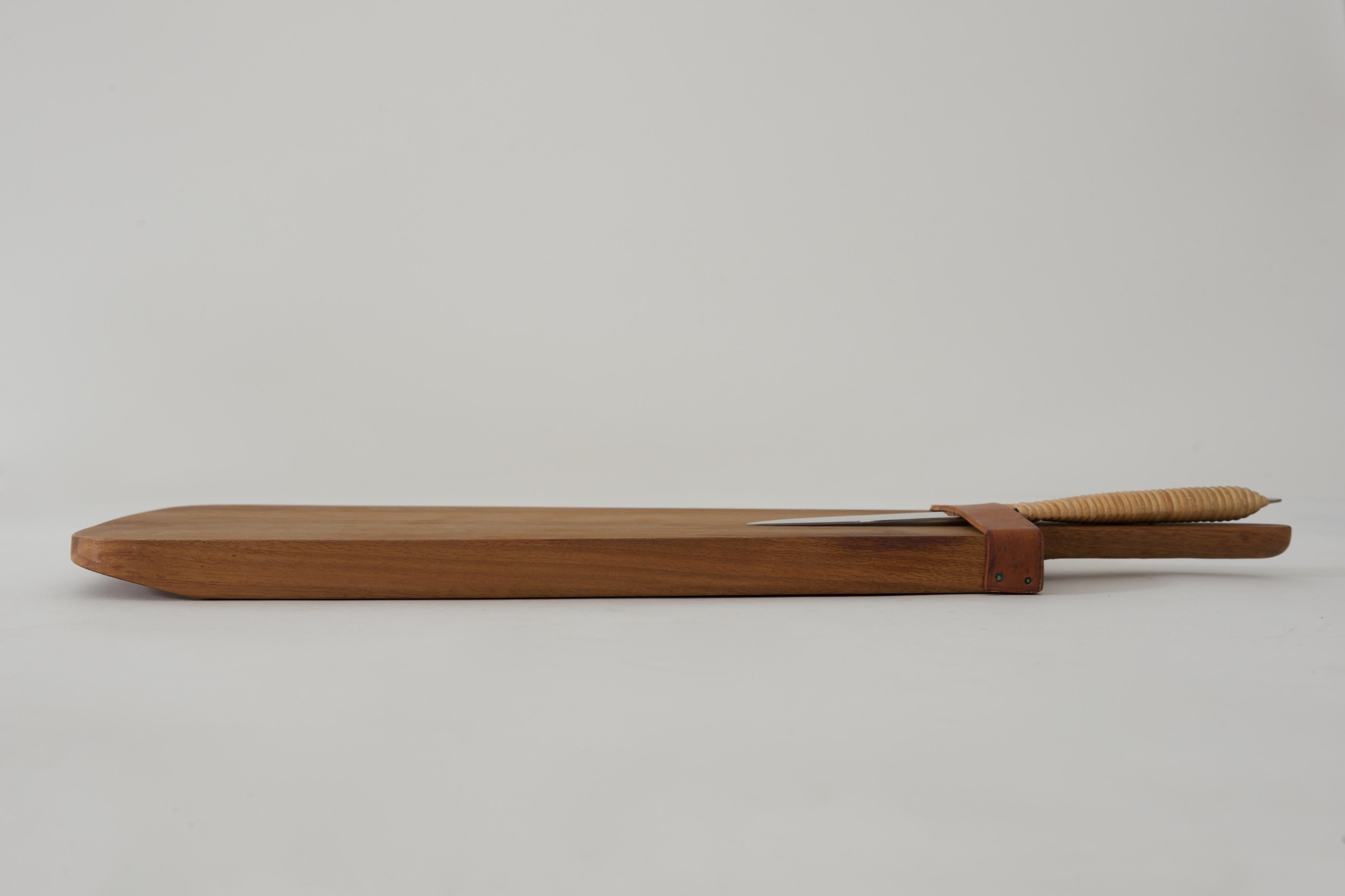 Mid-20th Century Chopping Board with a Knife by Carl Auböck