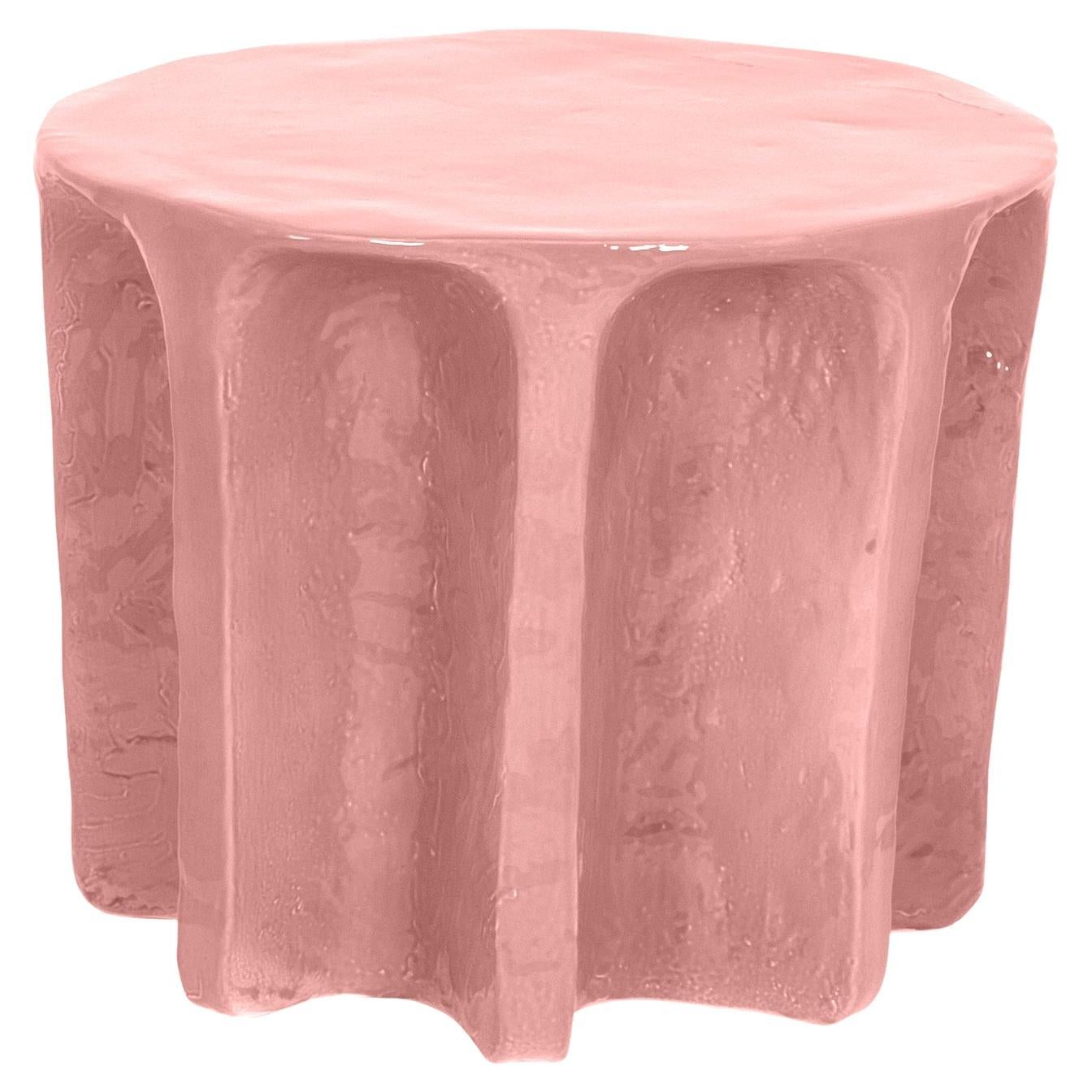 Table basse ronde en rose Chouchou par Pulpo en vente