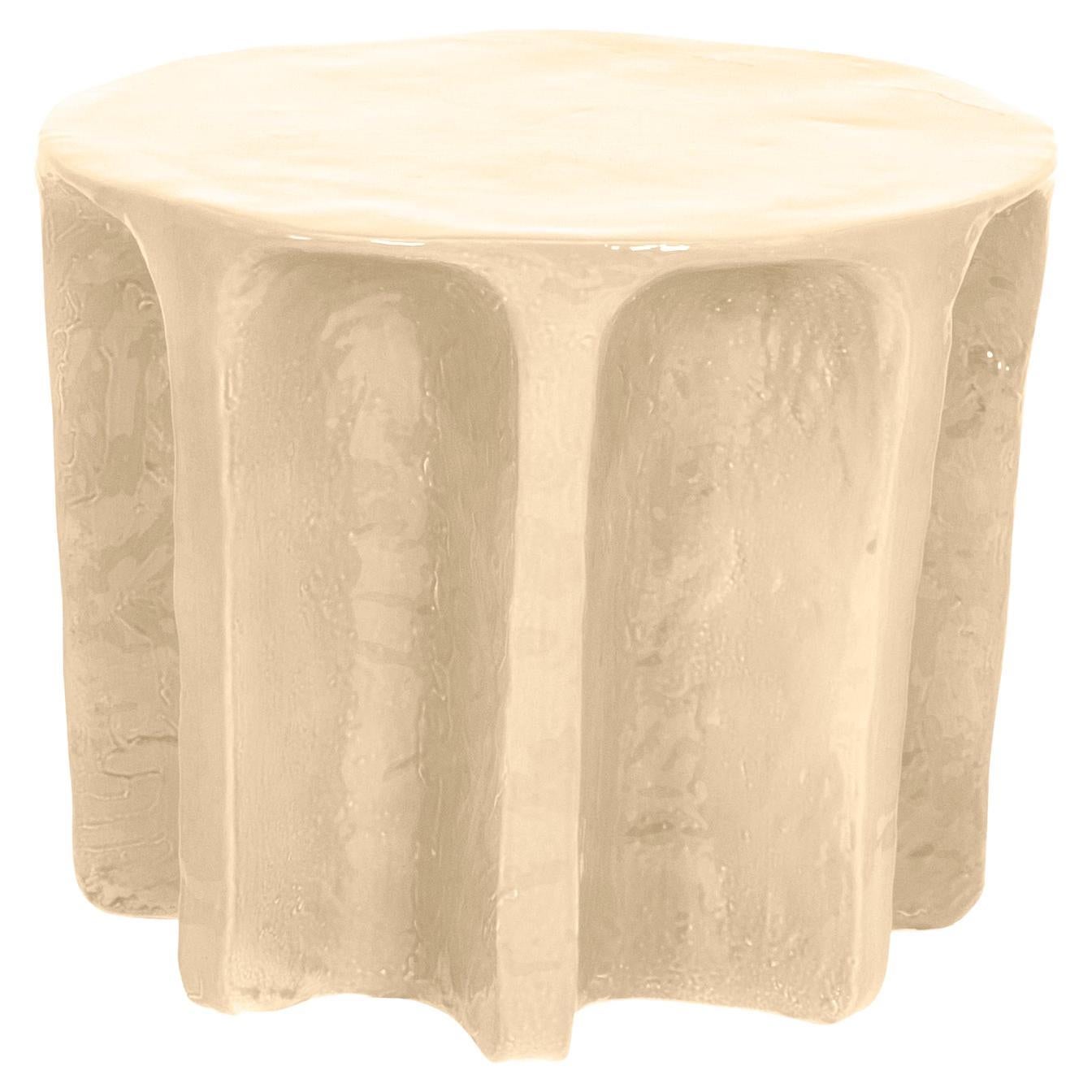 Chouchou, runder Sand-Couchtisch von Pulpo im Angebot