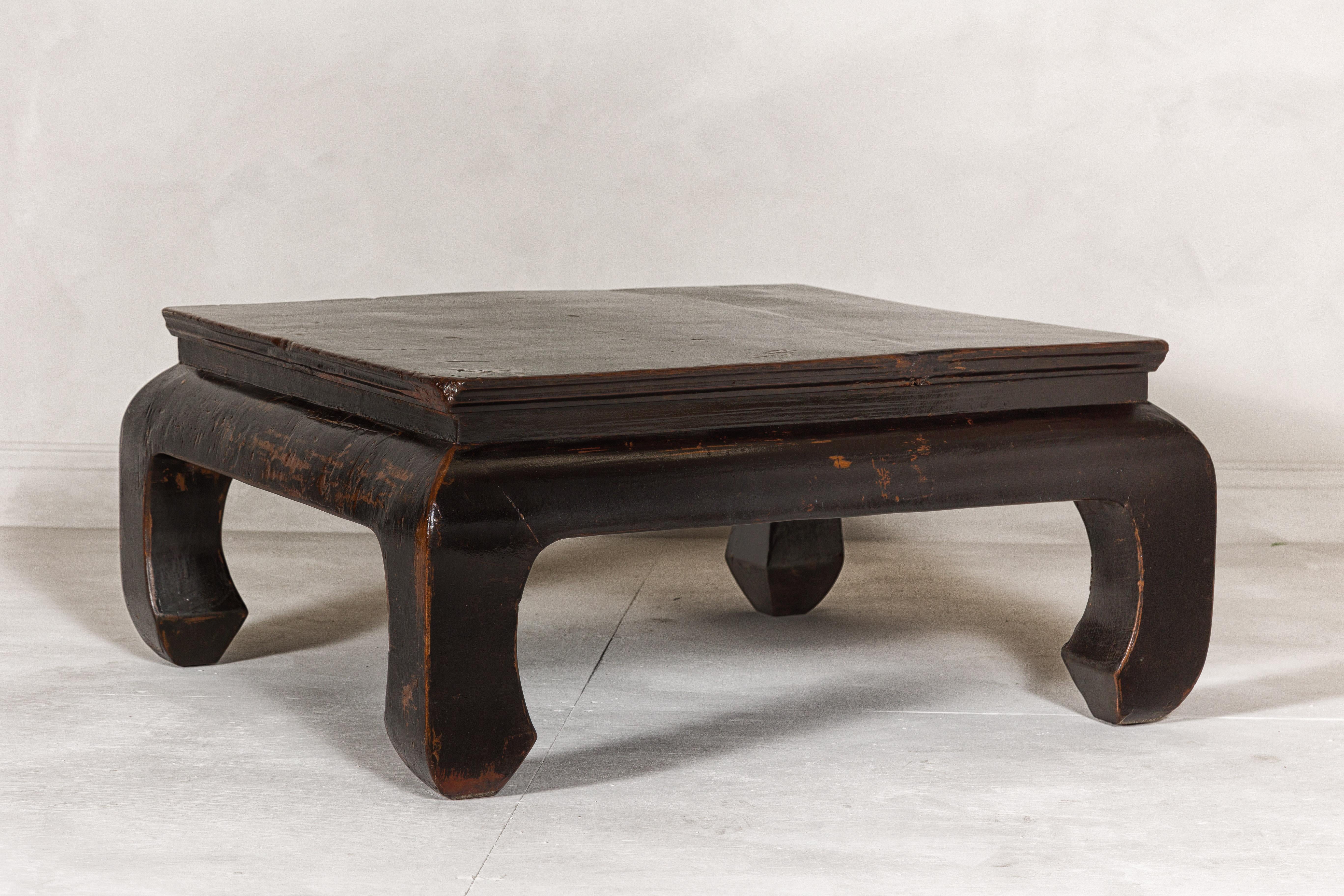Chow Legs Dark Lacquered Coffee Table with Gloss Patina, Antique For Sale 2