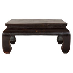 Table basse à pieds Chow laqués foncés avec patine brillante, Antique