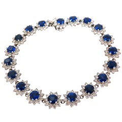 Chow Tai Fook 9.48 Carat Sapphires 4.25 Carat Diamonds Bracelet 18 Karat Vivid
