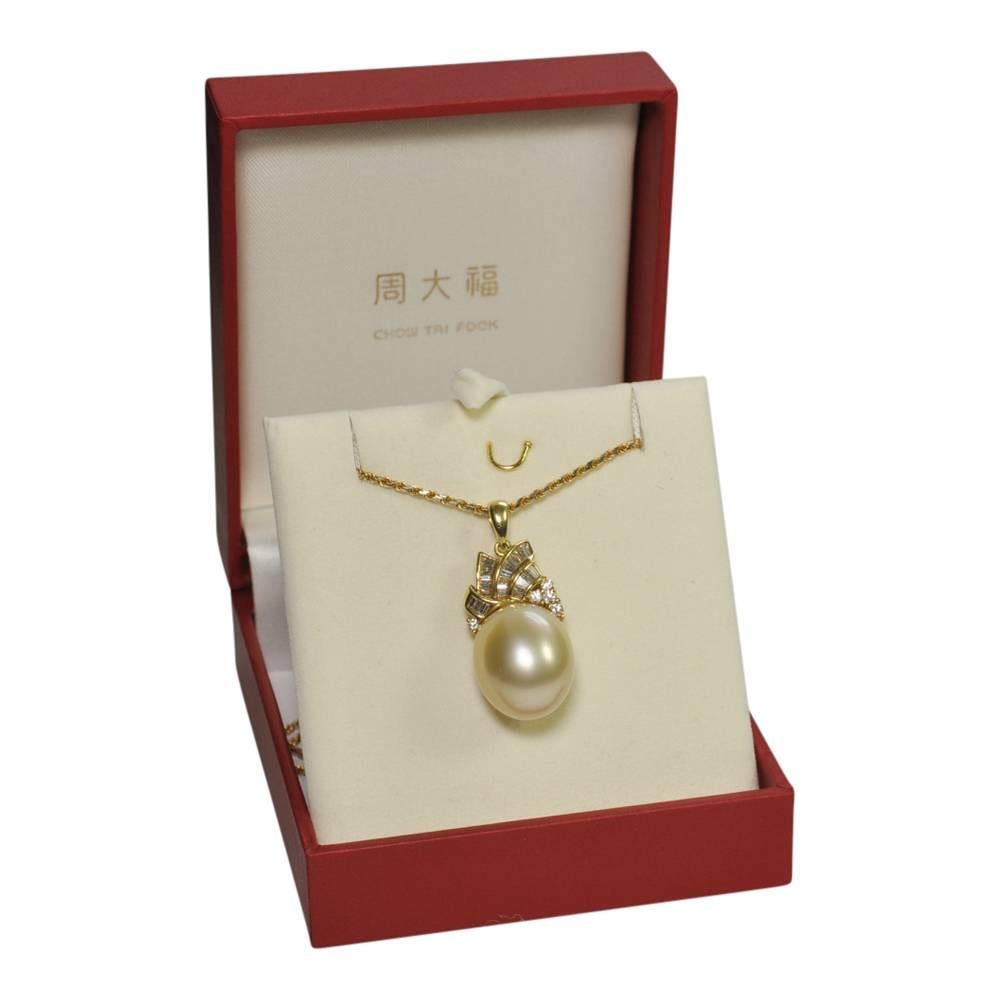 Baguette Cut Chow Tai Fook South Sea Pearl Diamond Gold Pendant