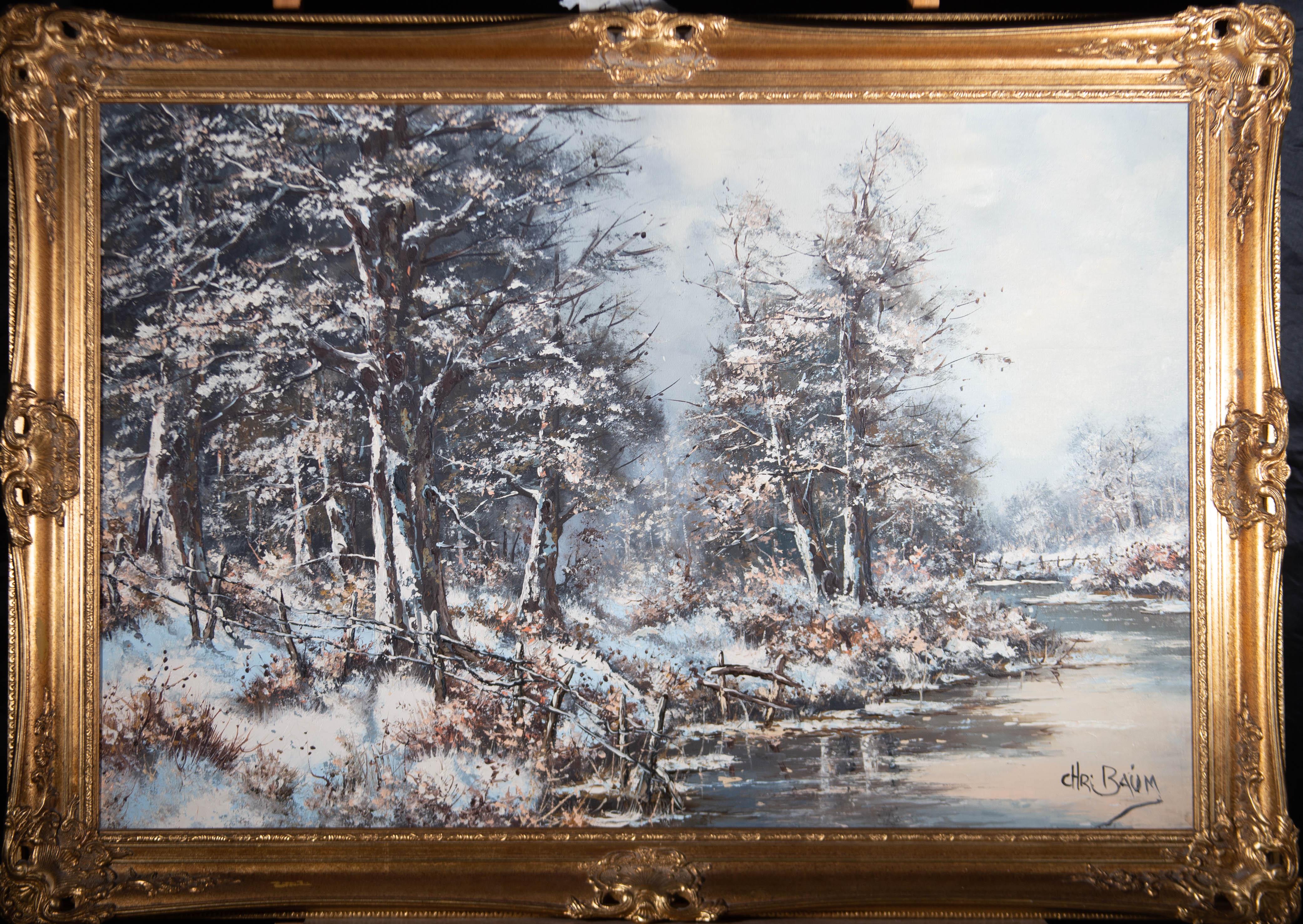 Eine verschneite Landschaft mit Bäumen an einem Fluss. Präsentiert in einem verzierten, durchbrochenen Rahmen in Goldoptik. Signiert am unteren rechten Rand. Auf Leinwand auf Keilrahmen.
