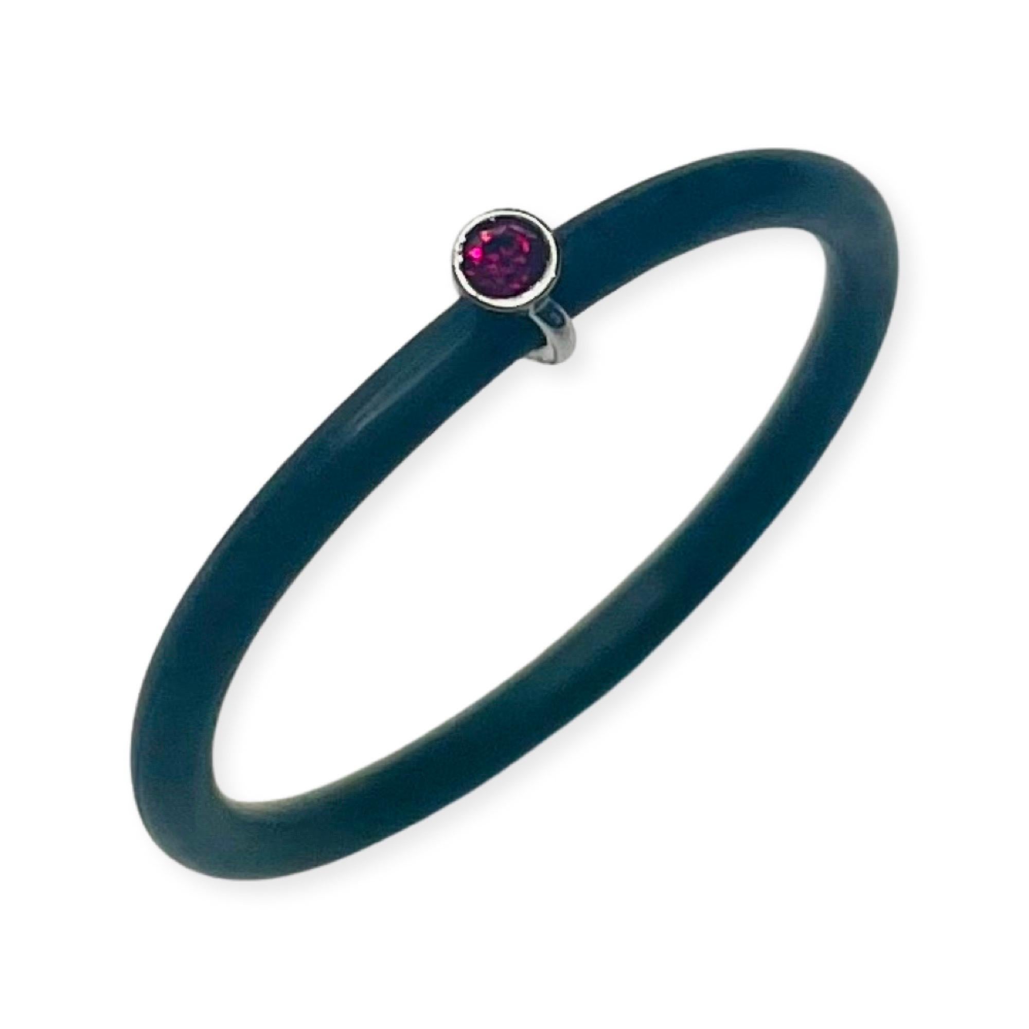 Round Cut Chris Correia Platinum Natural Ruby Rubber Ring For Sale