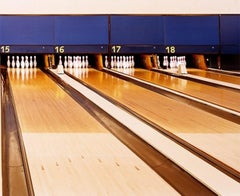 Bowling Alley by Chris Frazer Smith - Zeitgenössische Sportfotografie