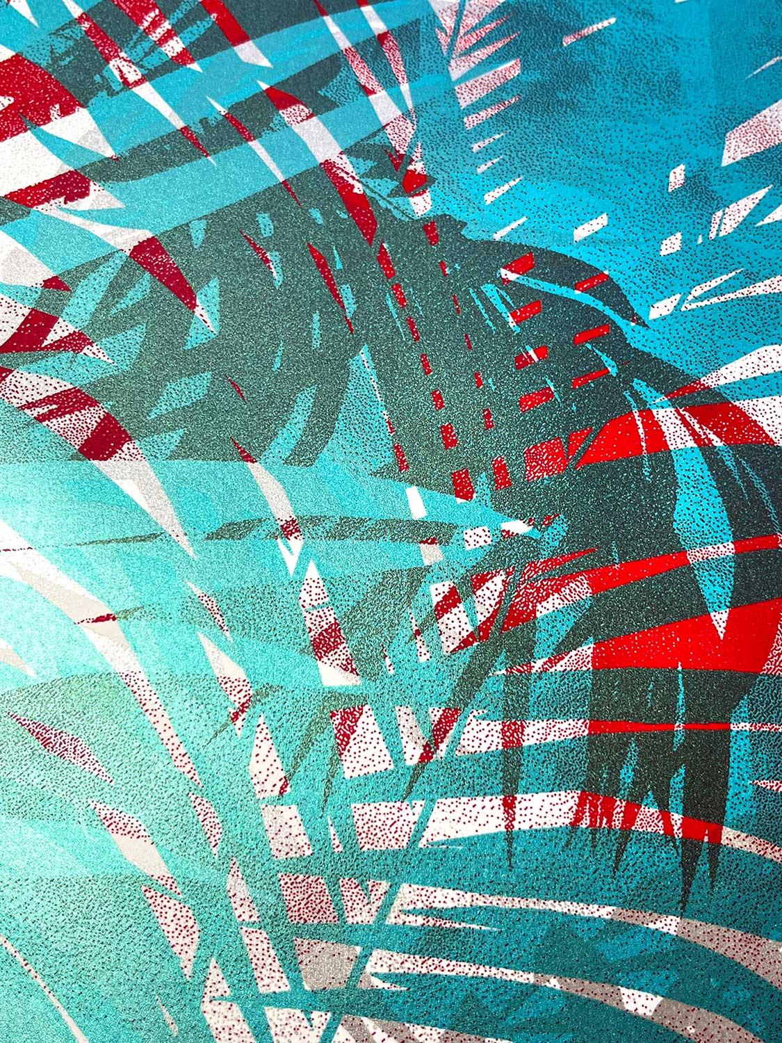 TROPIC PALM, Limitierte Auflage, Tropisch, Rot, Blau, Baum, Nature  (Zeitgenössisch), Print, von Chris Keegan