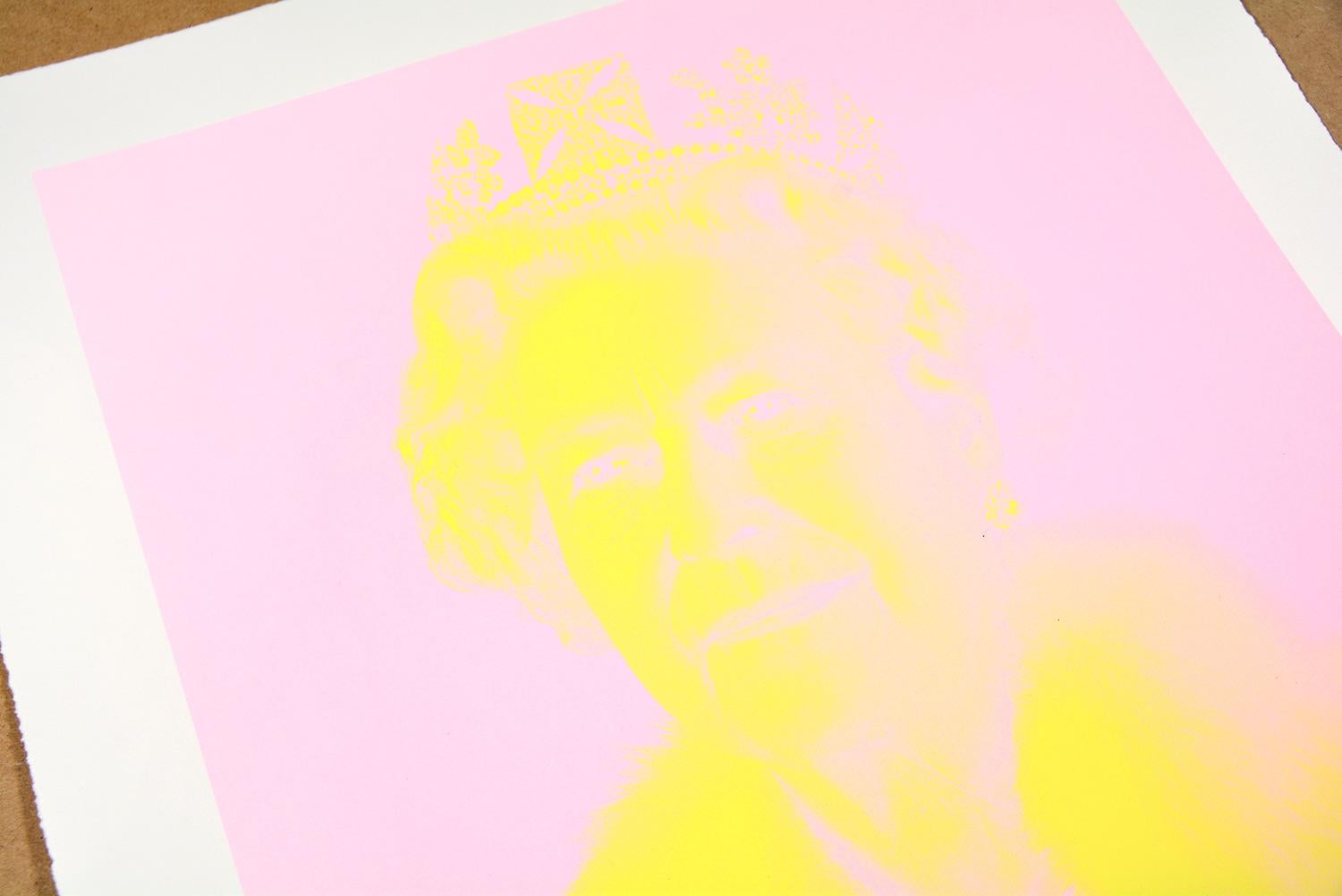 Chris Levine - EQUANIMITY_2022 70 Photographie moderne Queen Elizabeth II en édition limitée en vente 1