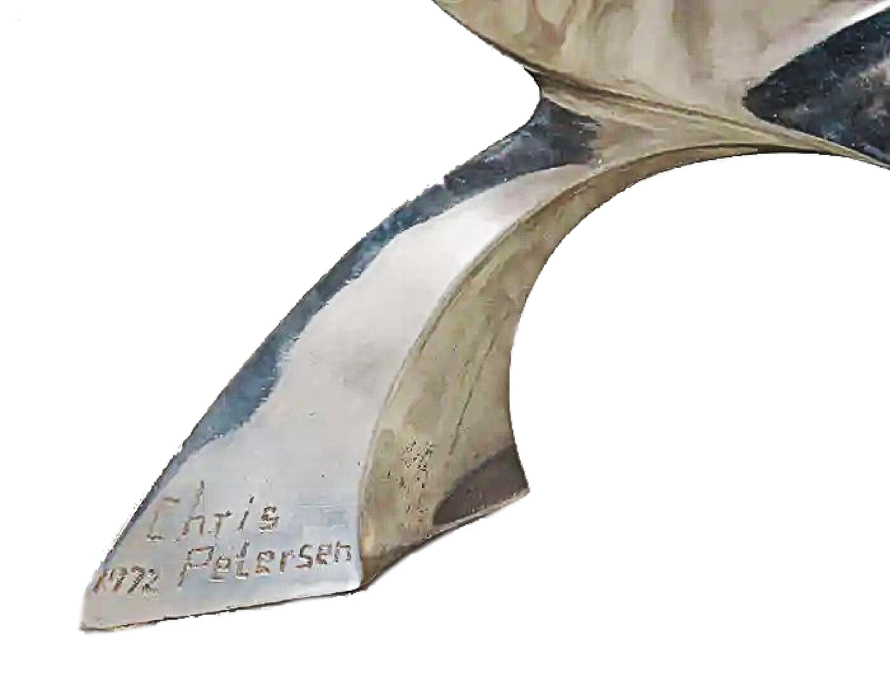 Metallo Chris Petersen, Scultura astratta americana di metà secolo, firmata e datata 1972 in vendita