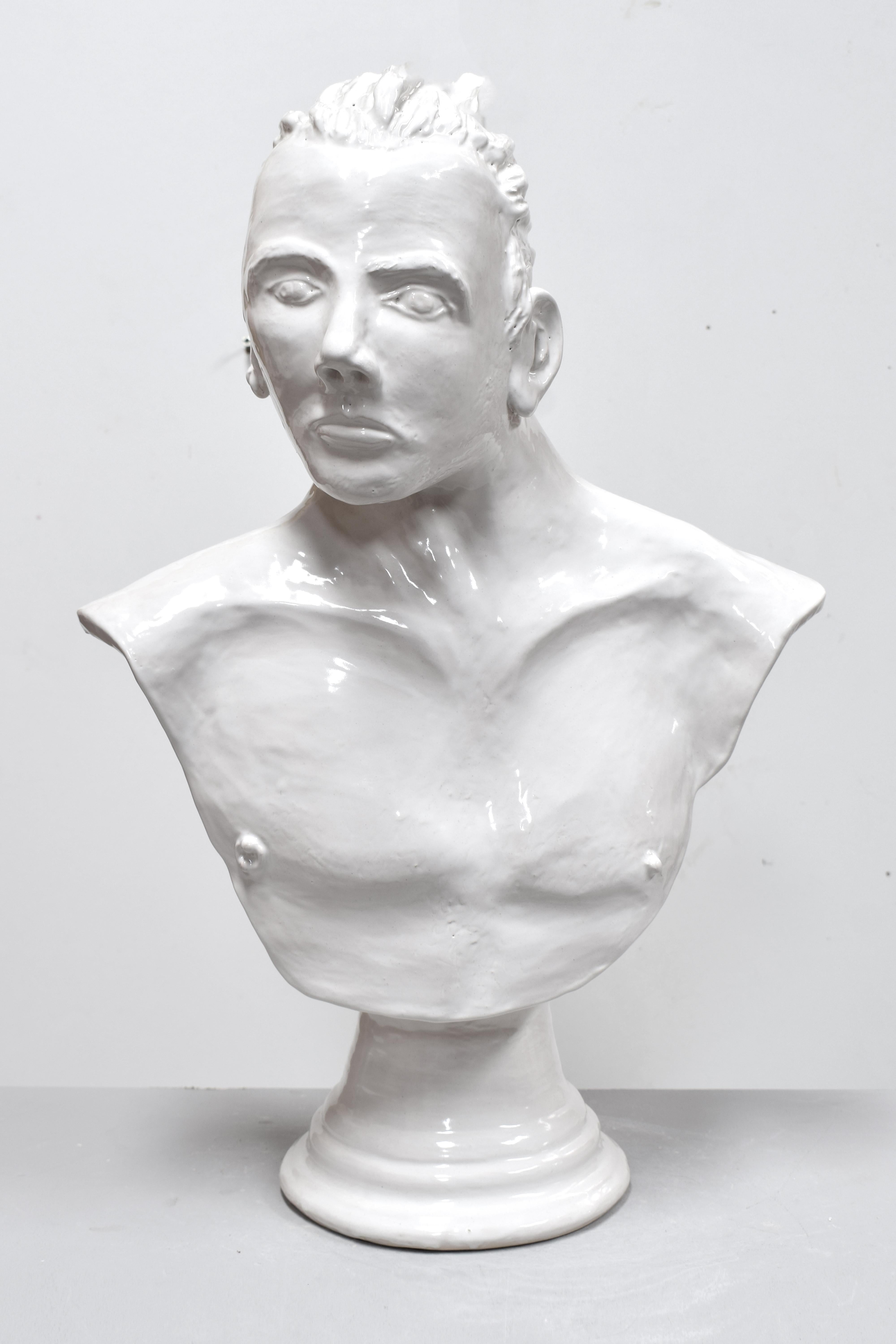 Chris Rijk Figurative Sculpture - Self portrait as straight man