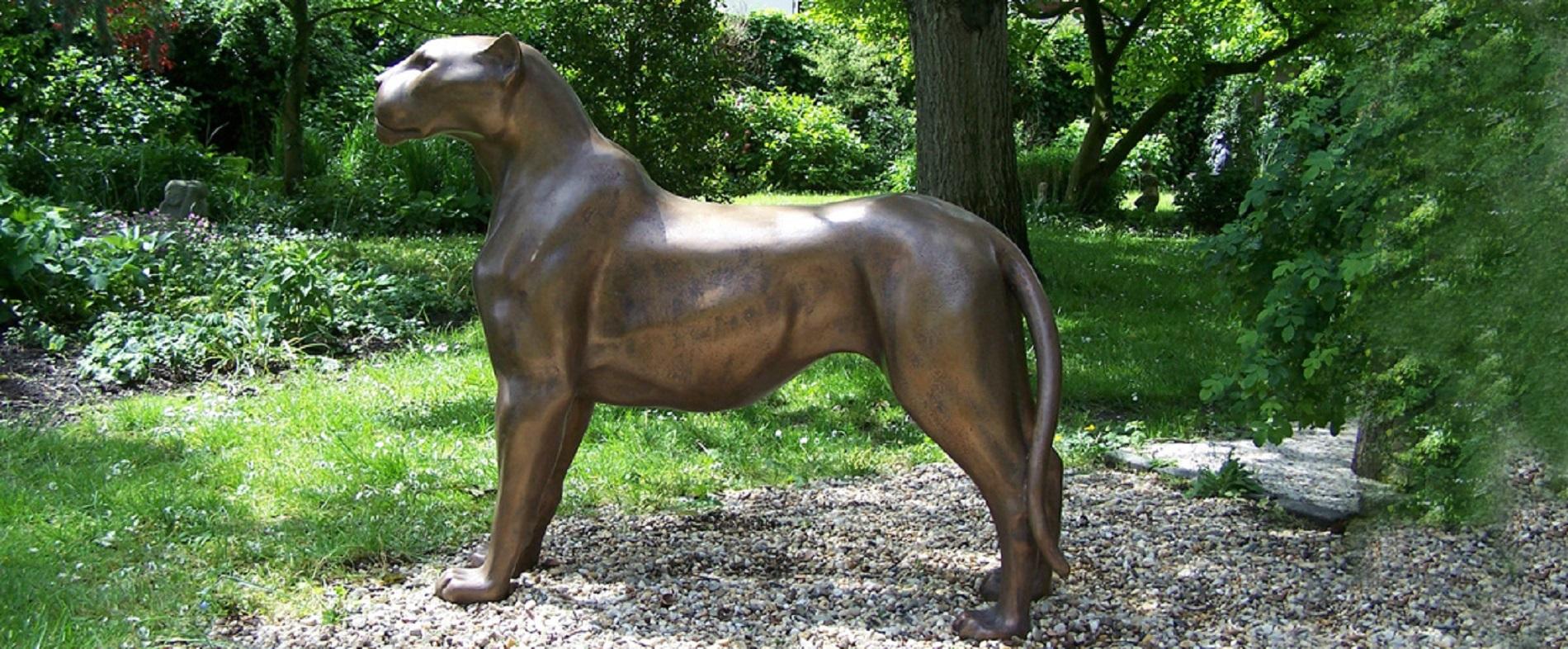 Jaguar Standing Bronze Sculpture Wildlife Wild Animal Realisme Contemporary - Gold Figurative Sculpture by Chris Tap