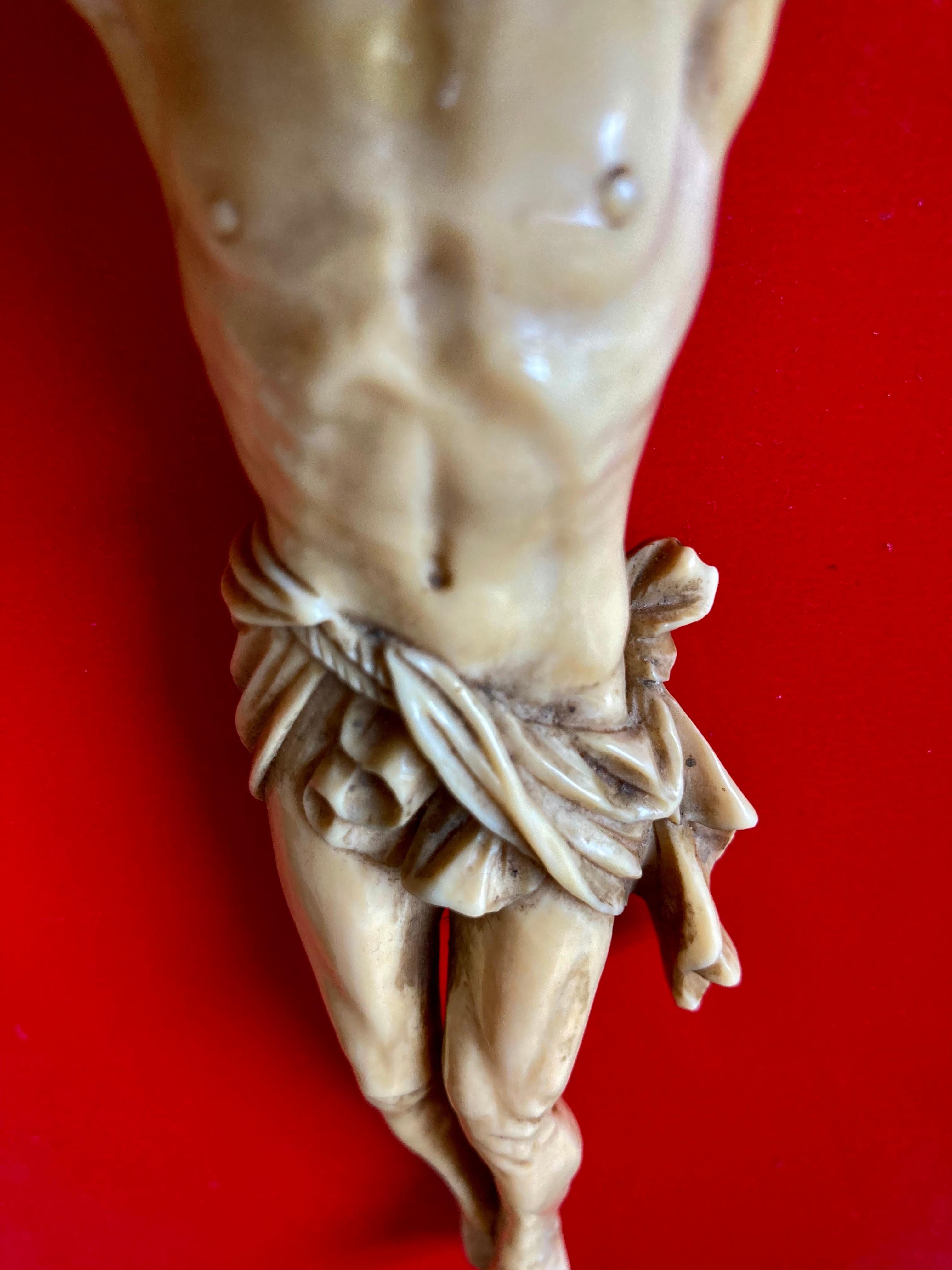 Christ In Carved Ivory, Italy, 18th Century 4