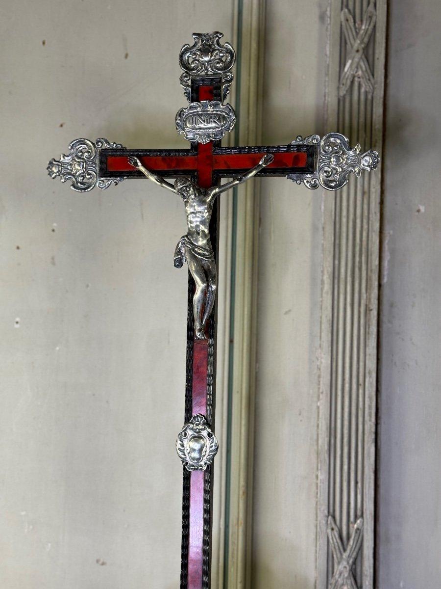 Sterling Silver Christ On The Cross, Crucifix In Wood And Red Tortoiseshell For Sale
