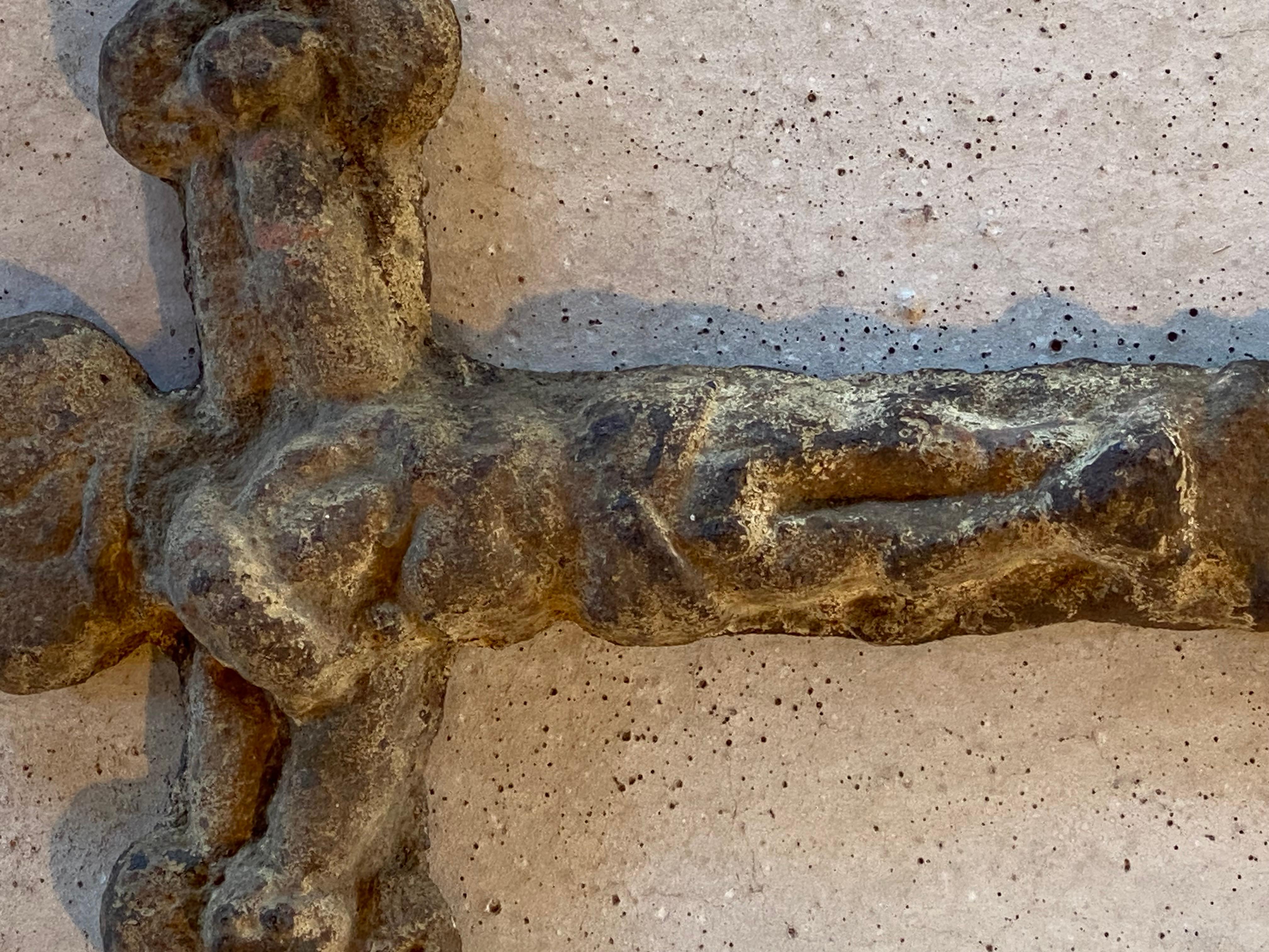 XVIIIe siècle et antérieur Haute période du Christ sur la croix - 16e siècle en vente