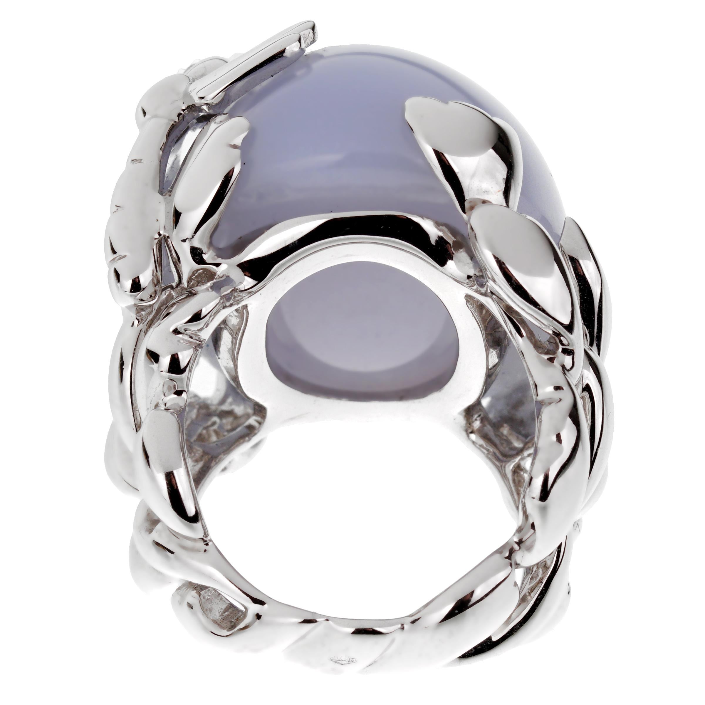 Christian Dior 40 Karat Blauer Chalcedon Diamant Gold Cocktail Ring (Cabochon) im Angebot