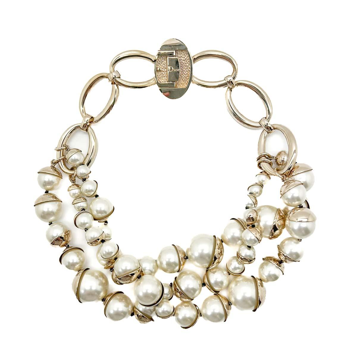 ICONIC Christan Dior Mise en Dior Triple Pearl Necklace 2010 For Sale 2