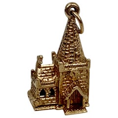 Vintage Charm or Pendant-Christening in a Church, .375 gold,  Birmingham, England, 1976