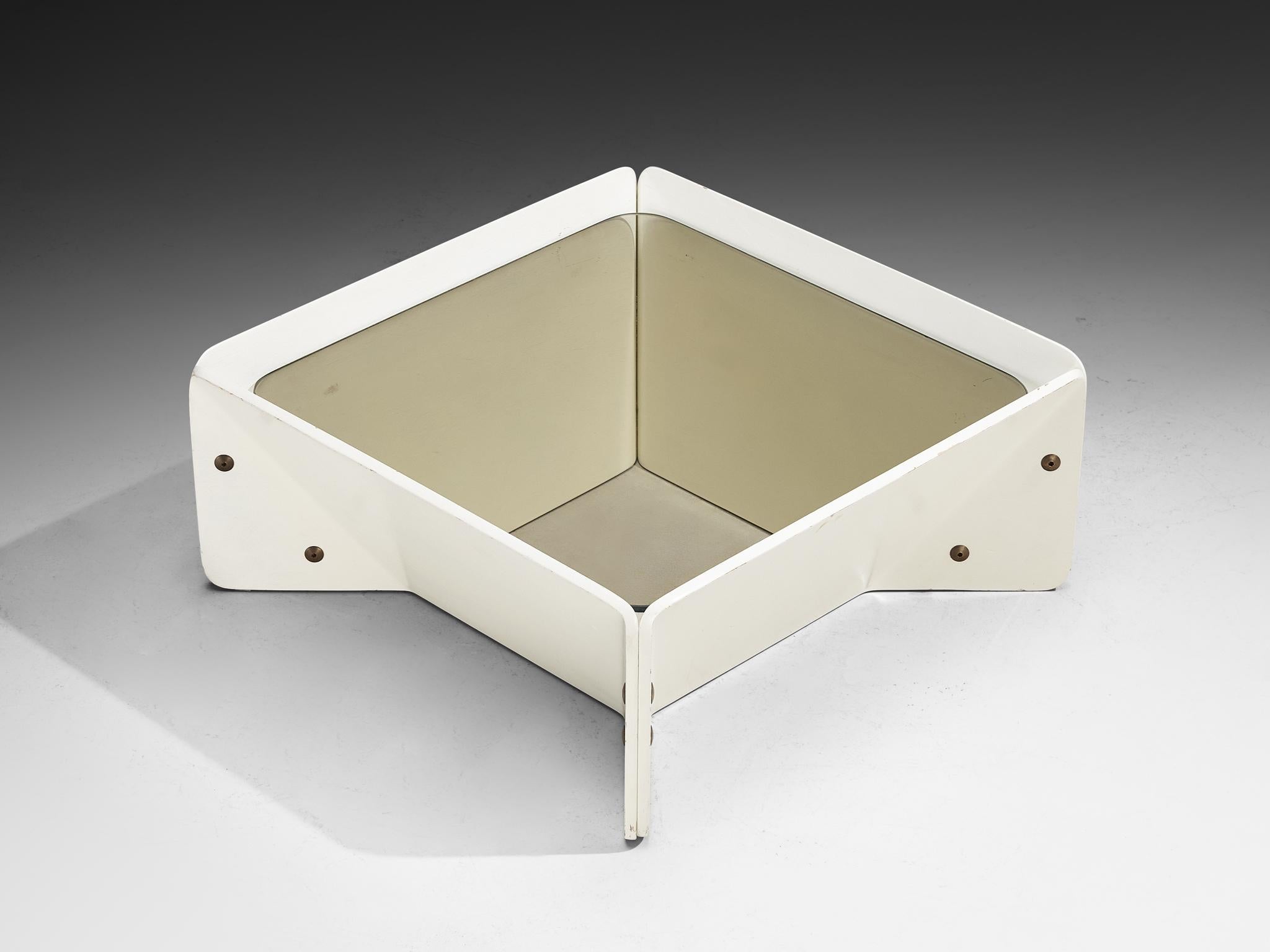 Christensen & Larsen, coffee table, lacquered wood, glass, Denmark, 1970s.

This coffee table by Christensen & Larsen has a very direct and geometric shape. At first glance it is a square, but the sides rise up a little, turning the surface into a