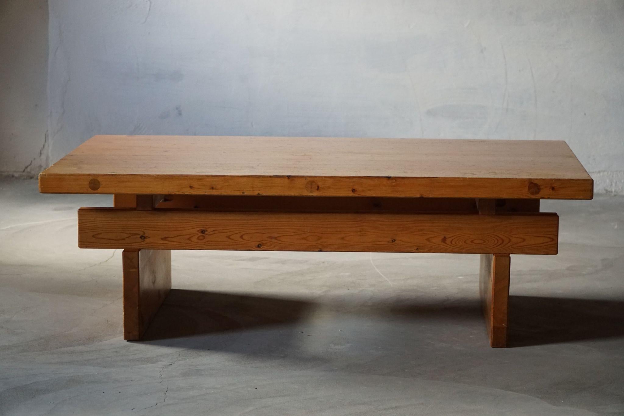 Christer Larsson for Sven Larsson Möbelshop, Swedish Modern Coffee Table in Pine For Sale 5