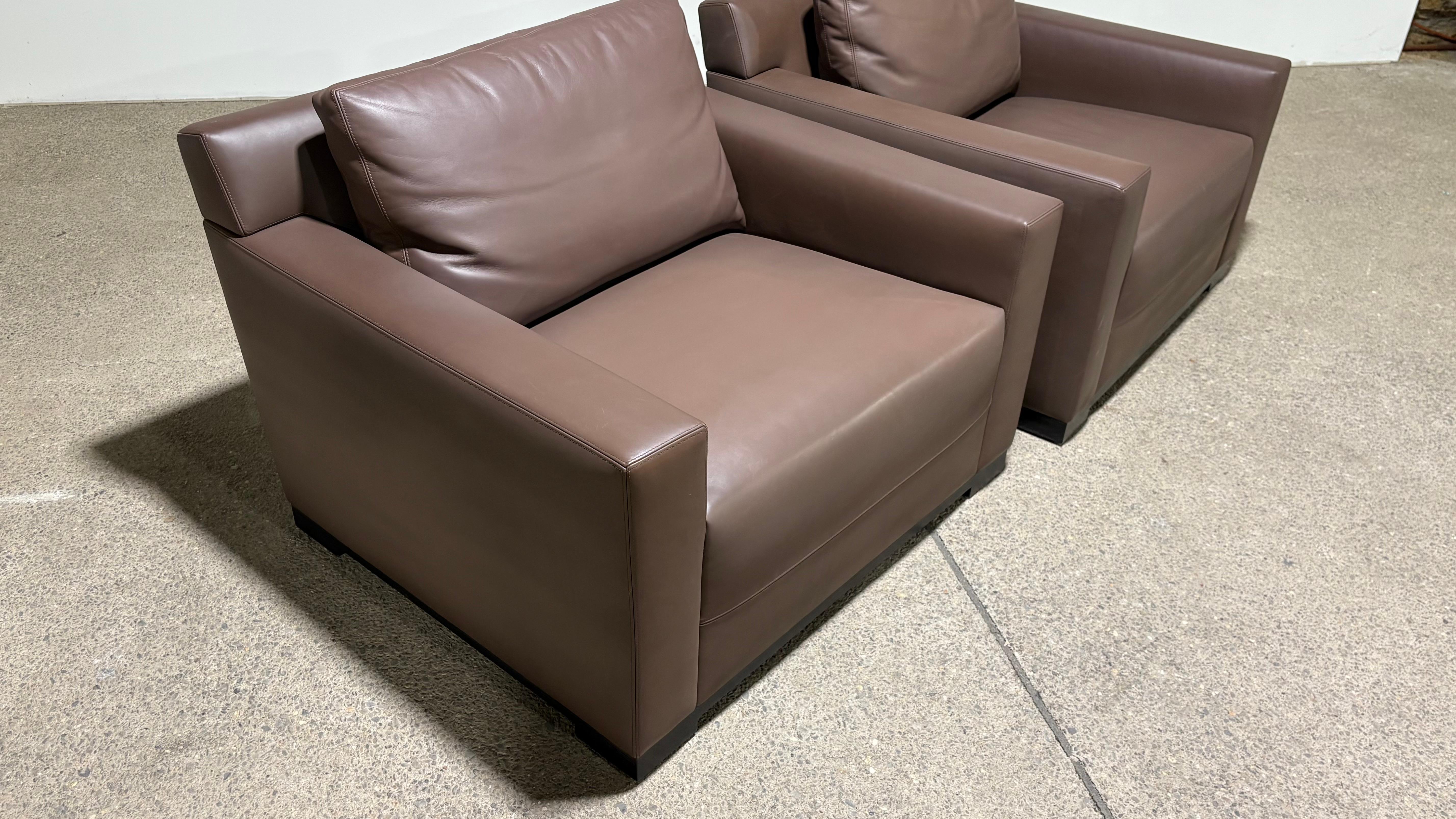 Sillones de cuero marrón Christiain Liaigre 