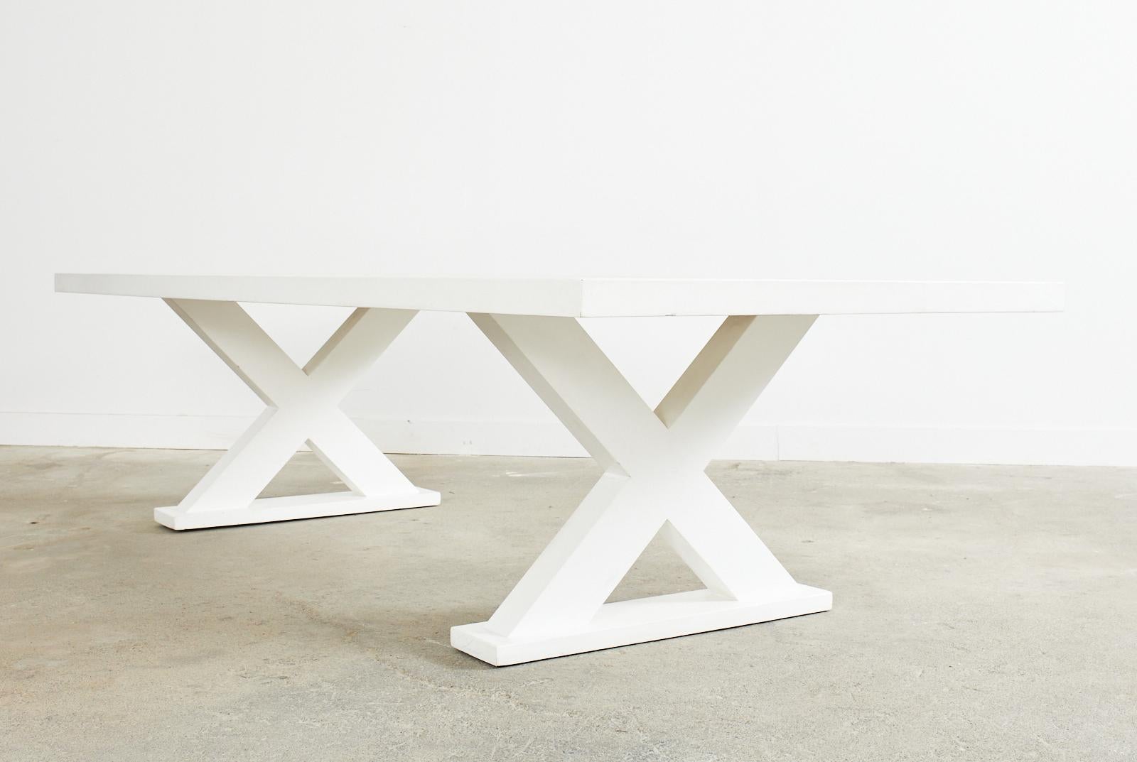 Moderne Table à manger de ferme laquée Long Courier de Christian Audigier en vente