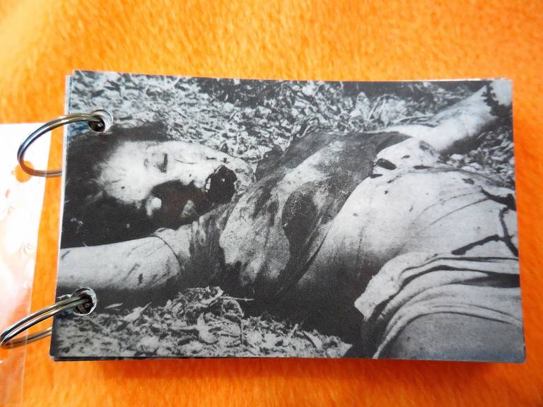 El Caso - Photograph de Christian Boltanski