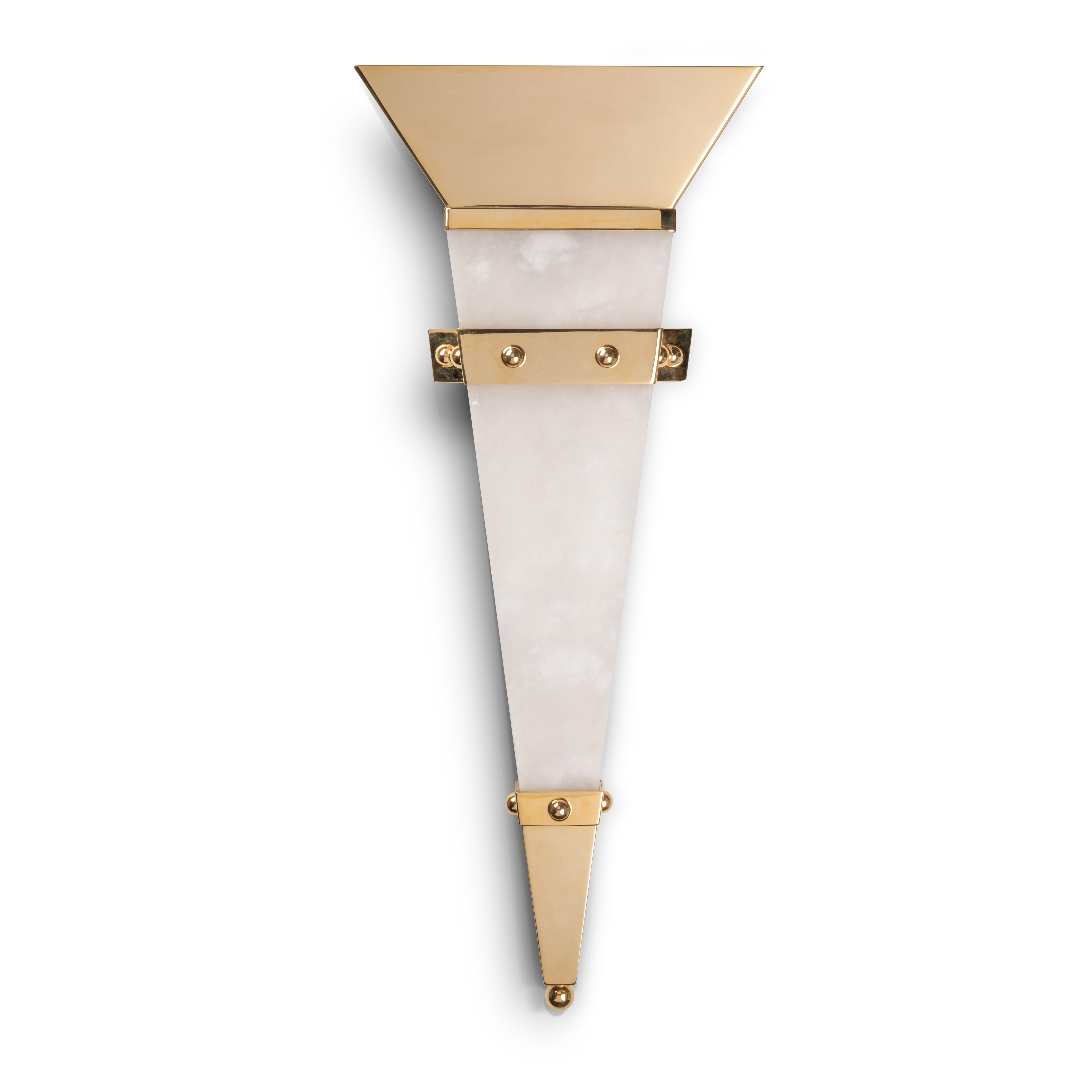 Alabaster, brass and gilded gold wall lamp designed and produced by Christian Caudron, Meilleur Ouvrier de France 2015*, in his Parisian workshop.

This sconce, part of the Bridge Collection, is inspired by the arches of the bridges of