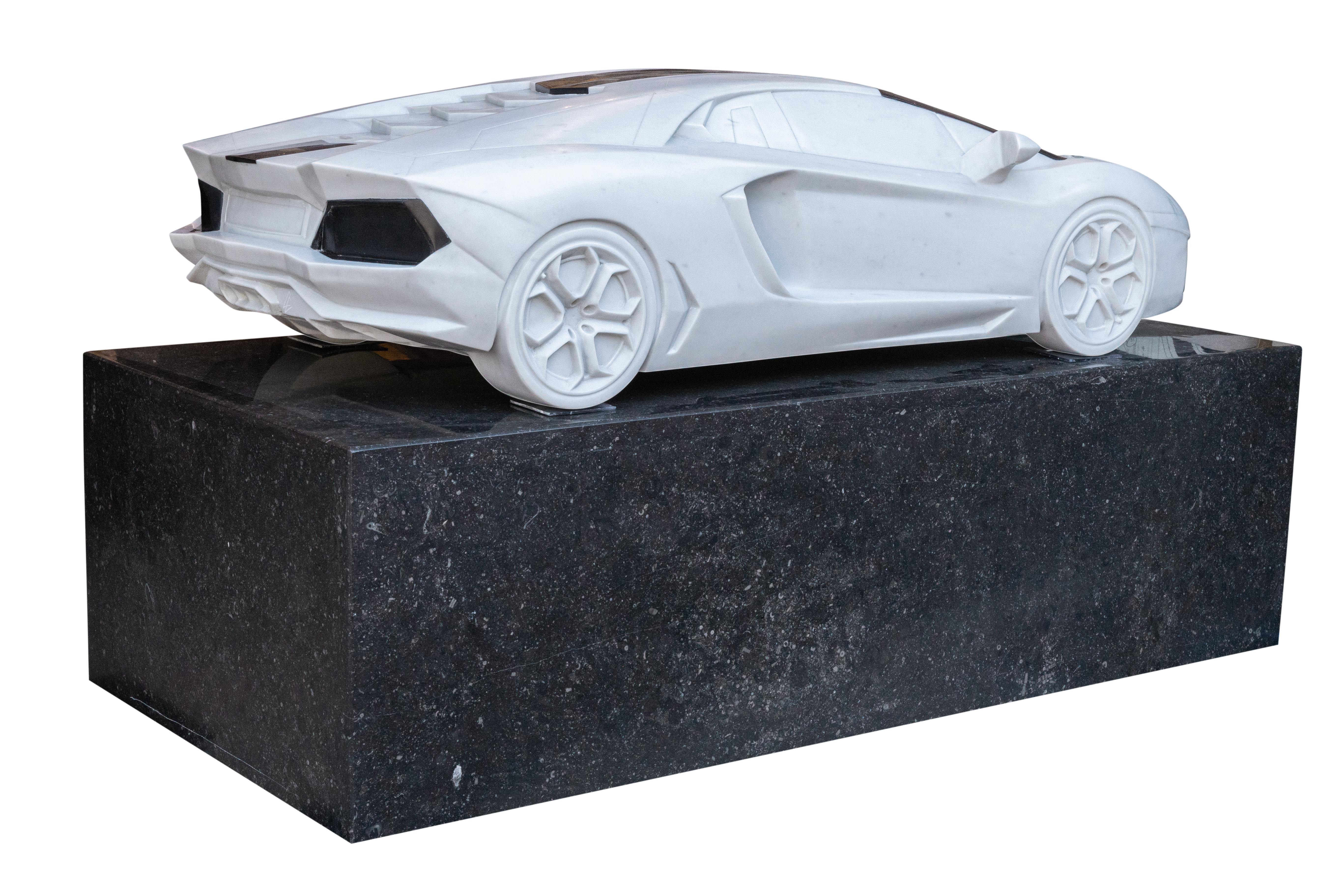 Français Christian Caudron, Lamborghini Adventador LP700-4 Sculpture en marbre et cristal de roche en vente