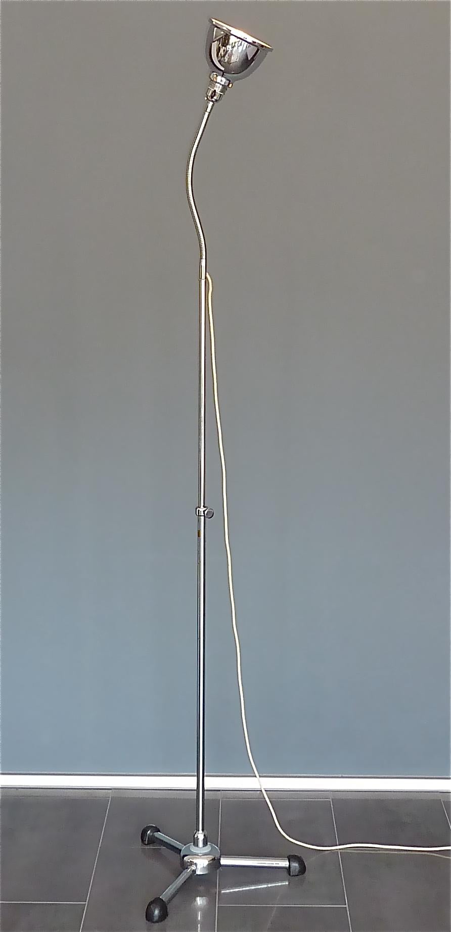 Lampadaire standard à col de cygne en métal chromé Christian Dell Bauhaus Art Déco des années 1930 en vente 10