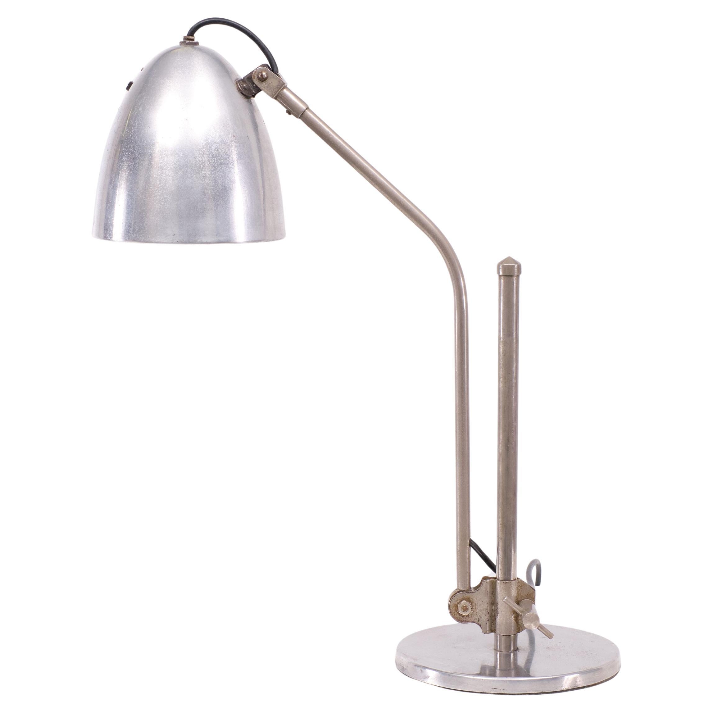 Christian Dell  Bauhaus Desk lamp 1930s Germany  In Good Condition For Sale In Den Haag, NL