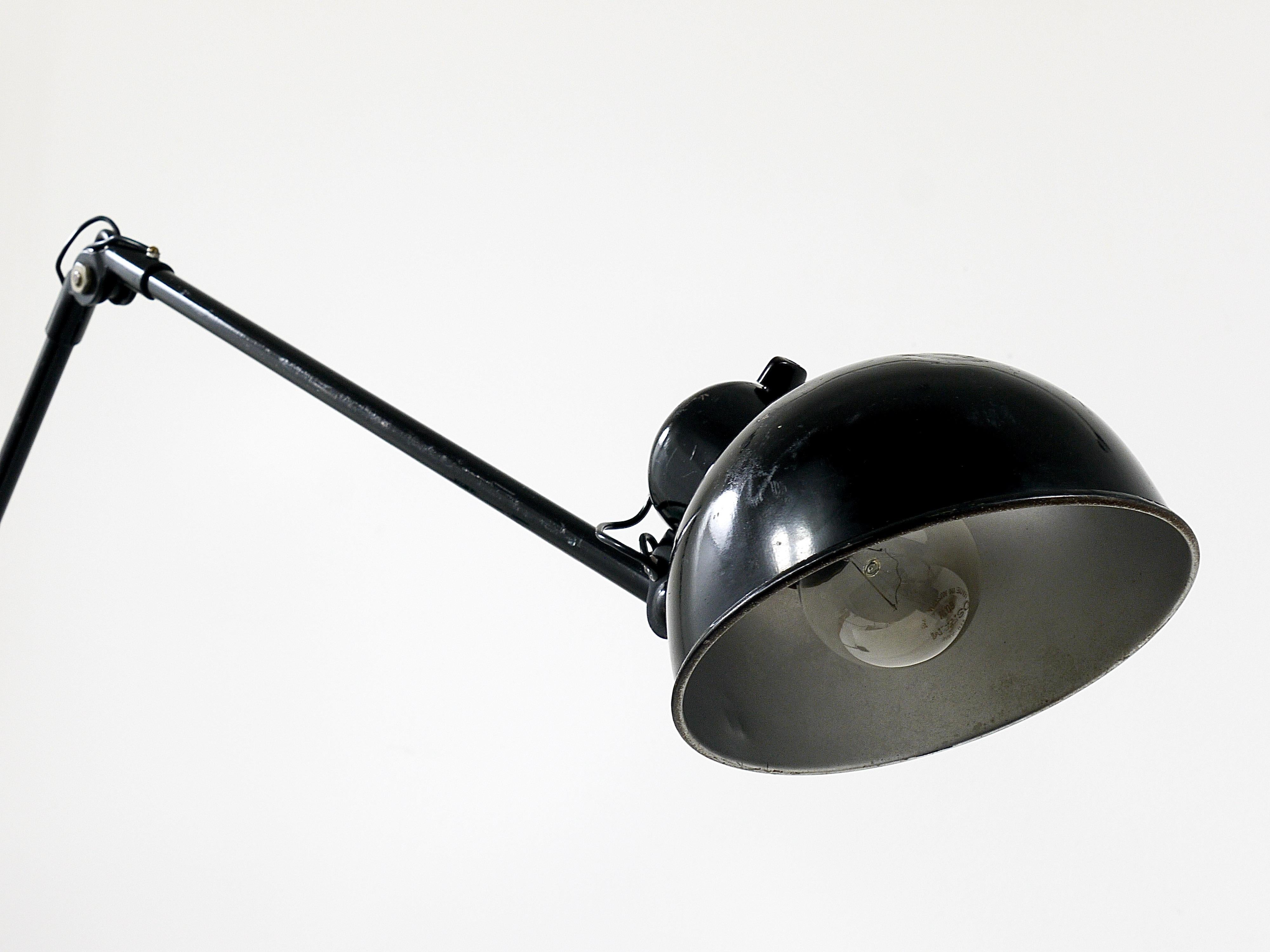 Lampada da tavolo industriale a morsetto Christian Dell Bauhaus, Koranda Austria, anni '30 in vendita 12