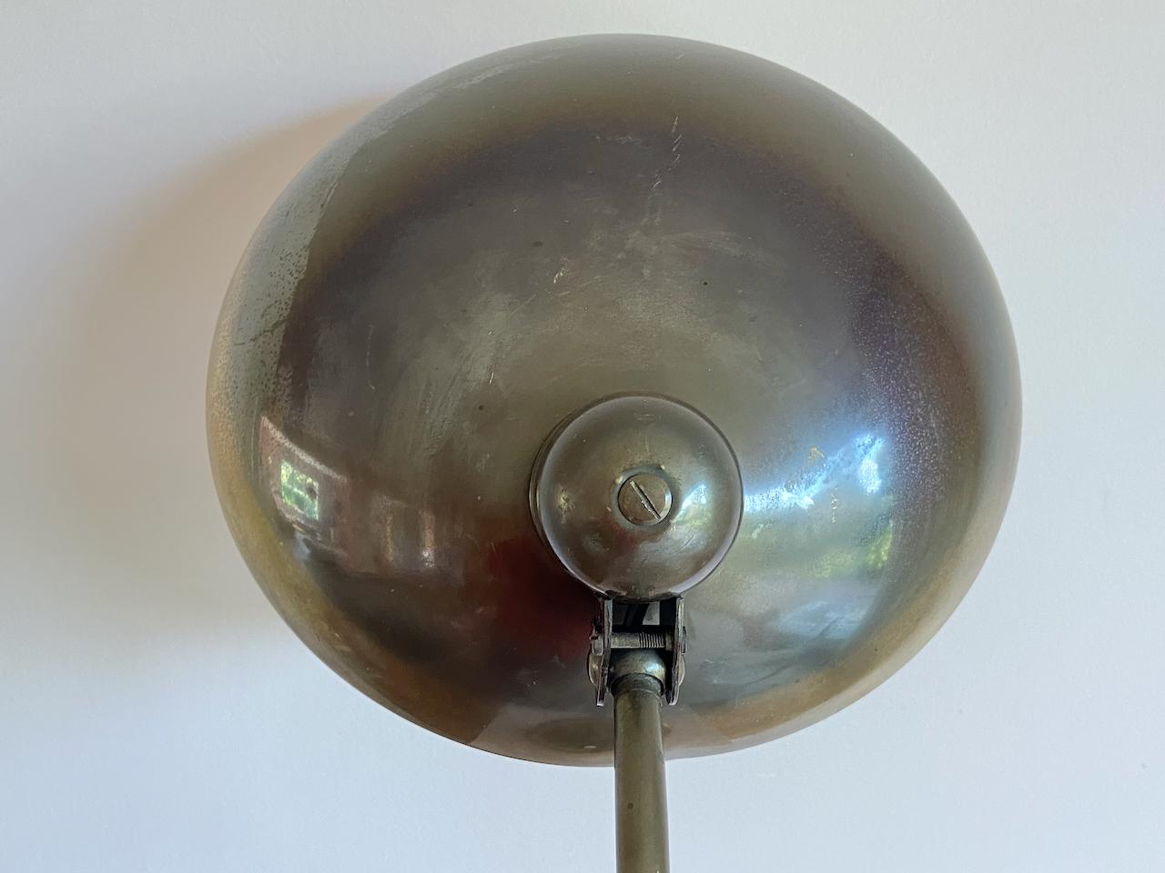 Christian Dell Lampe de table en laiton 6631 Lampe de bureau par Kaiser Idell Bauhaus, Allemagne en vente 9