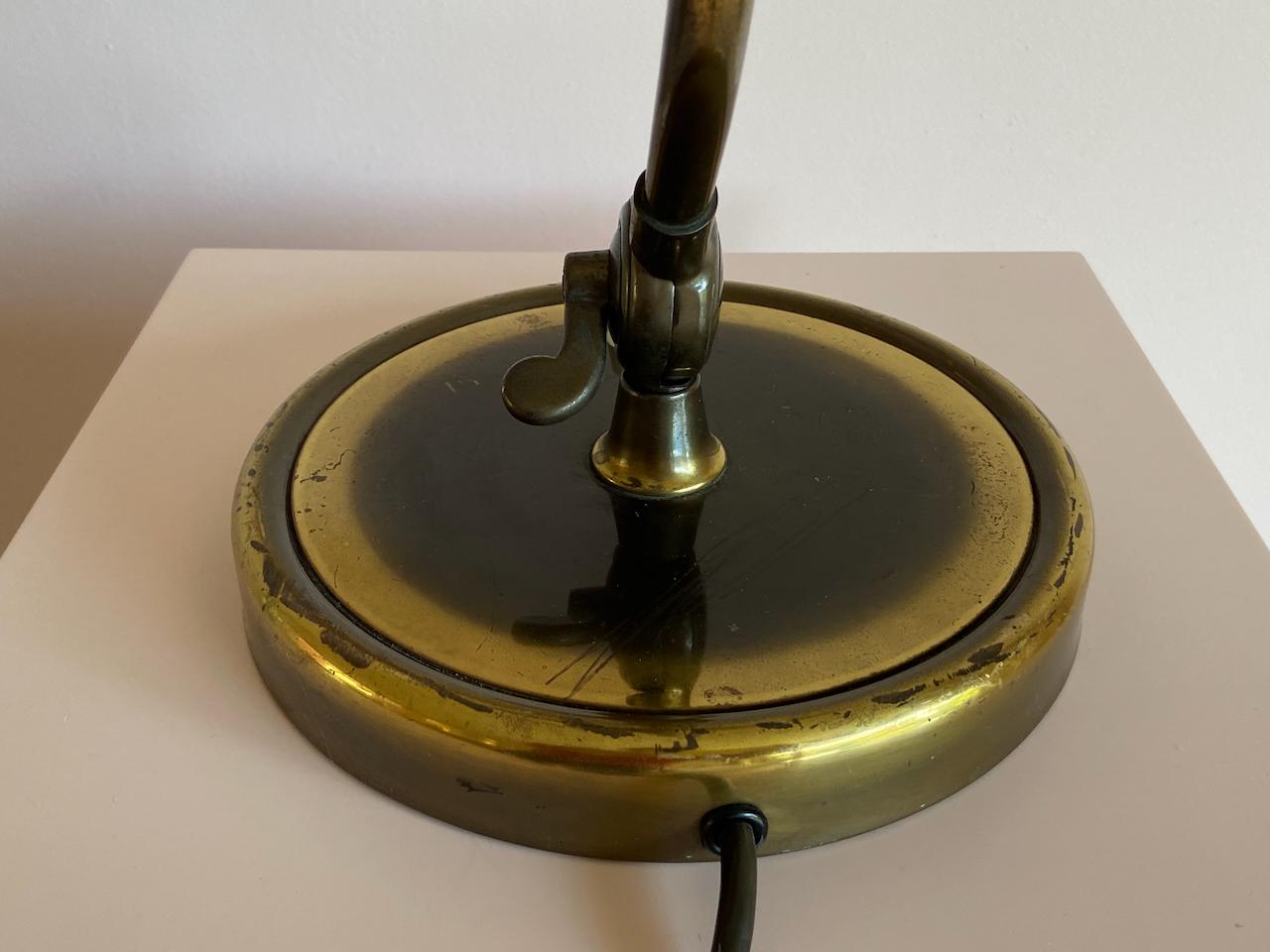 Christian Dell Lampe de table en laiton 6631 Lampe de bureau par Kaiser Idell Bauhaus, Allemagne en vente 10