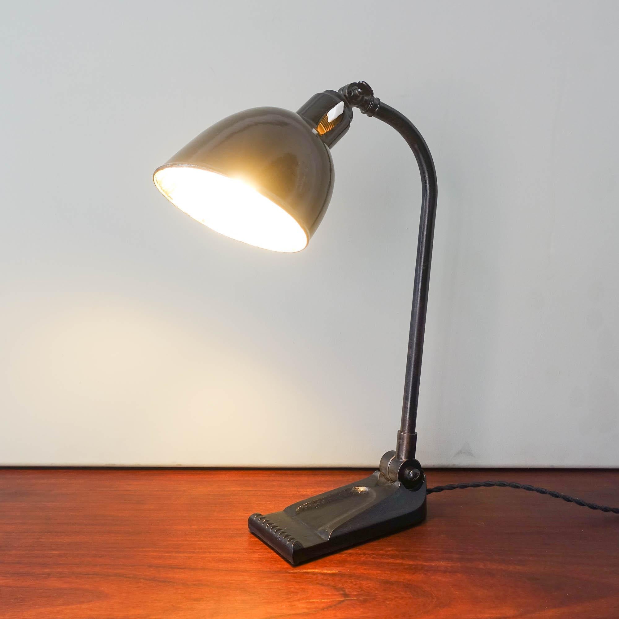 Christian Dell Desk Lamp for Bünte & Remmler, 1930's 4