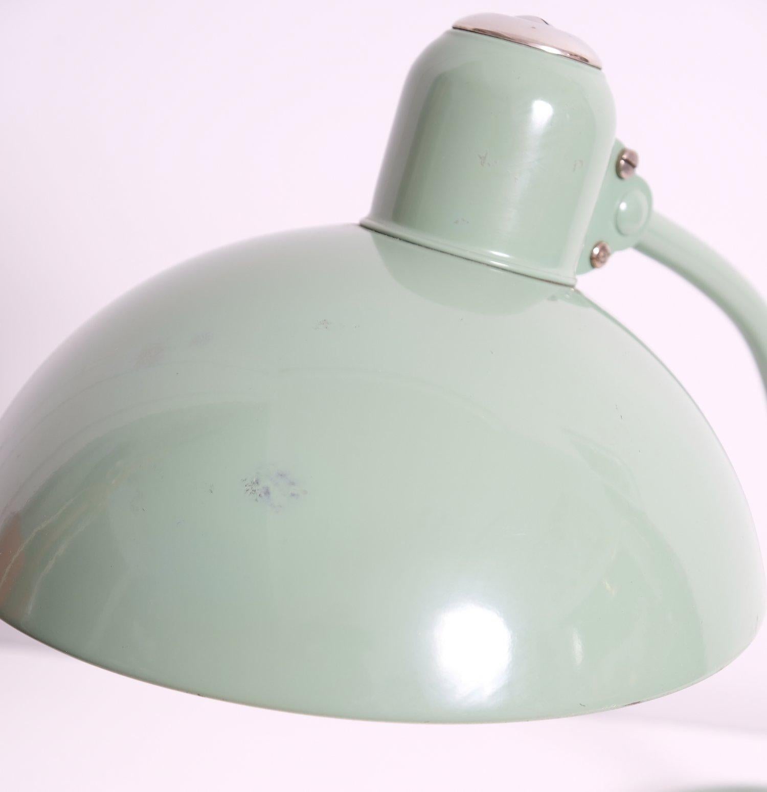 Christian Dell Schreibtischlampe Modell 6556 für Kaiser Leuchten (Mitte des 20. Jahrhunderts) im Angebot